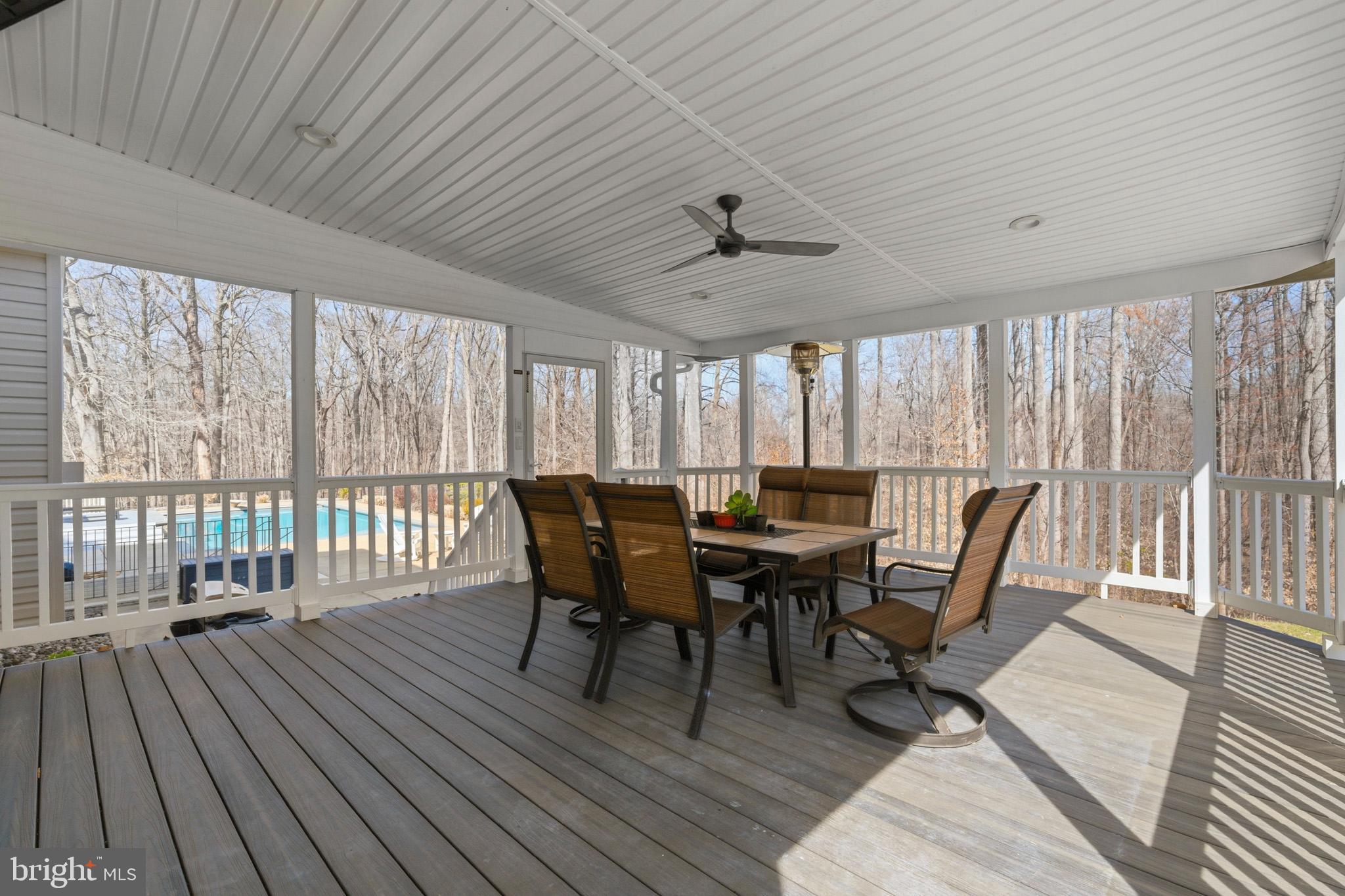 ASPEN WOODS - Residential