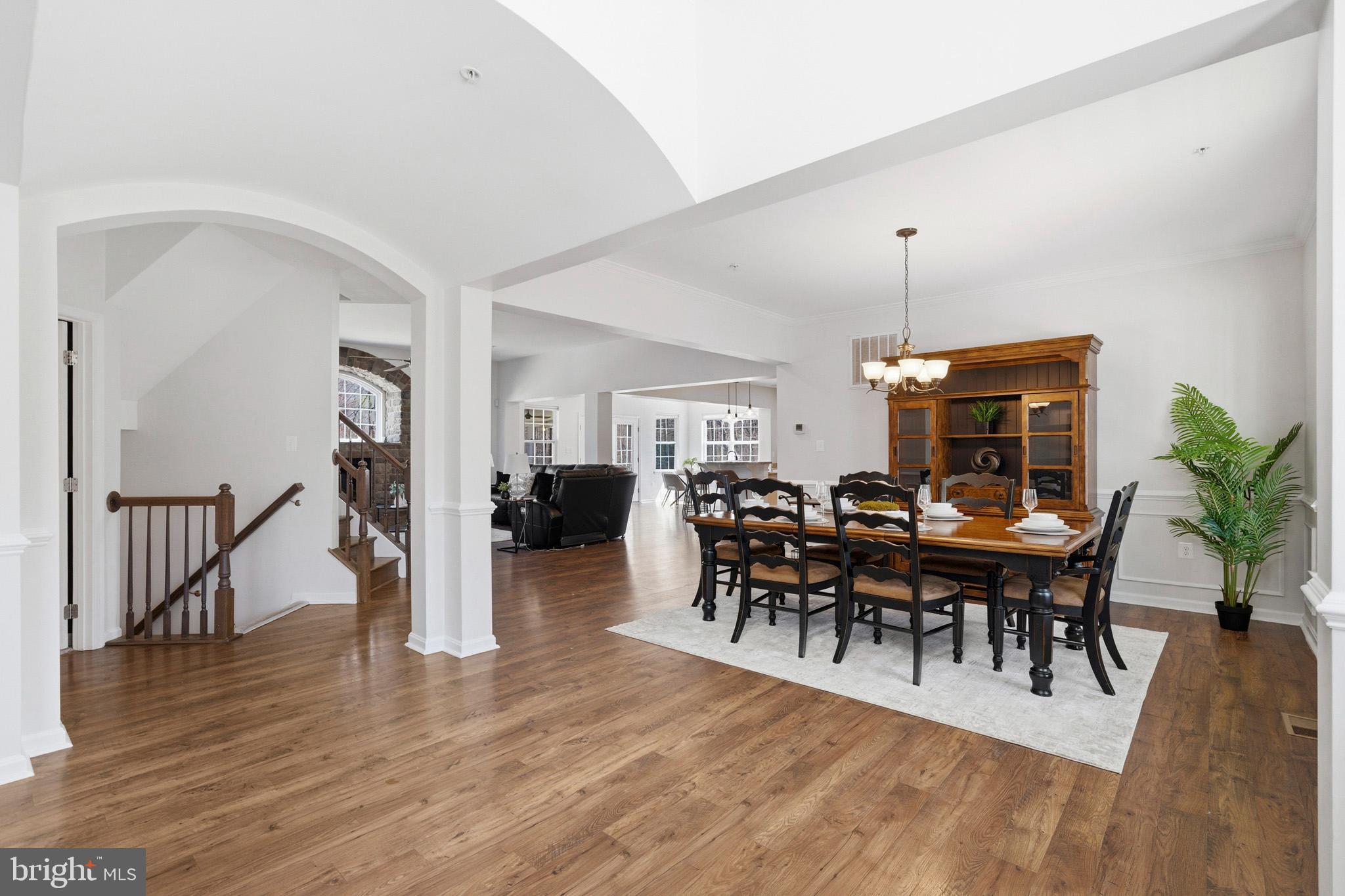 ASPEN WOODS - Residential