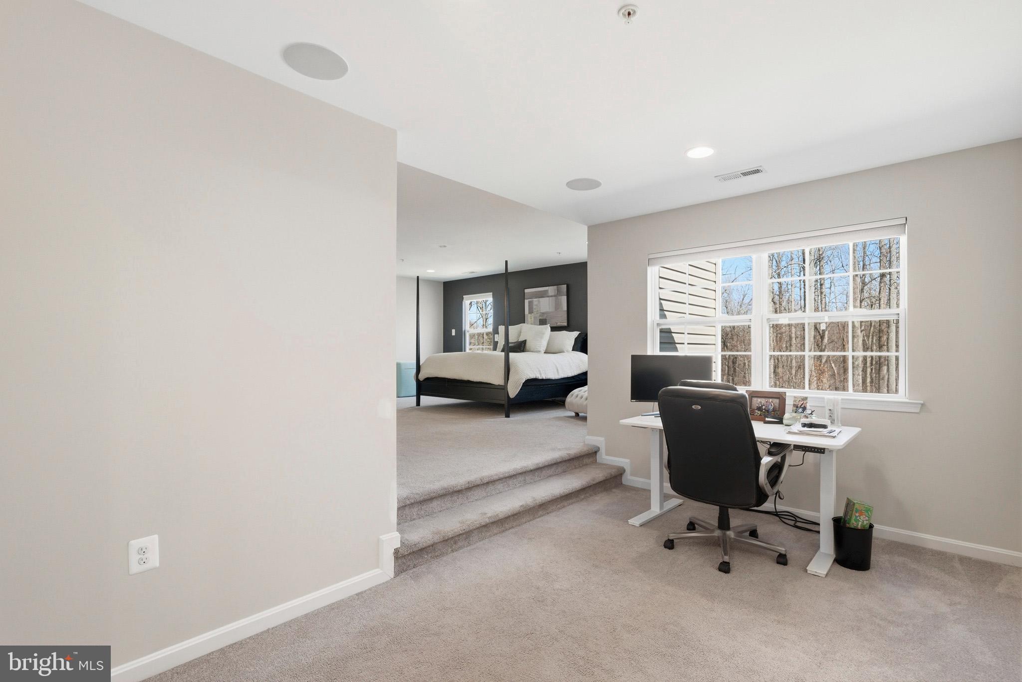 ASPEN WOODS - Residential