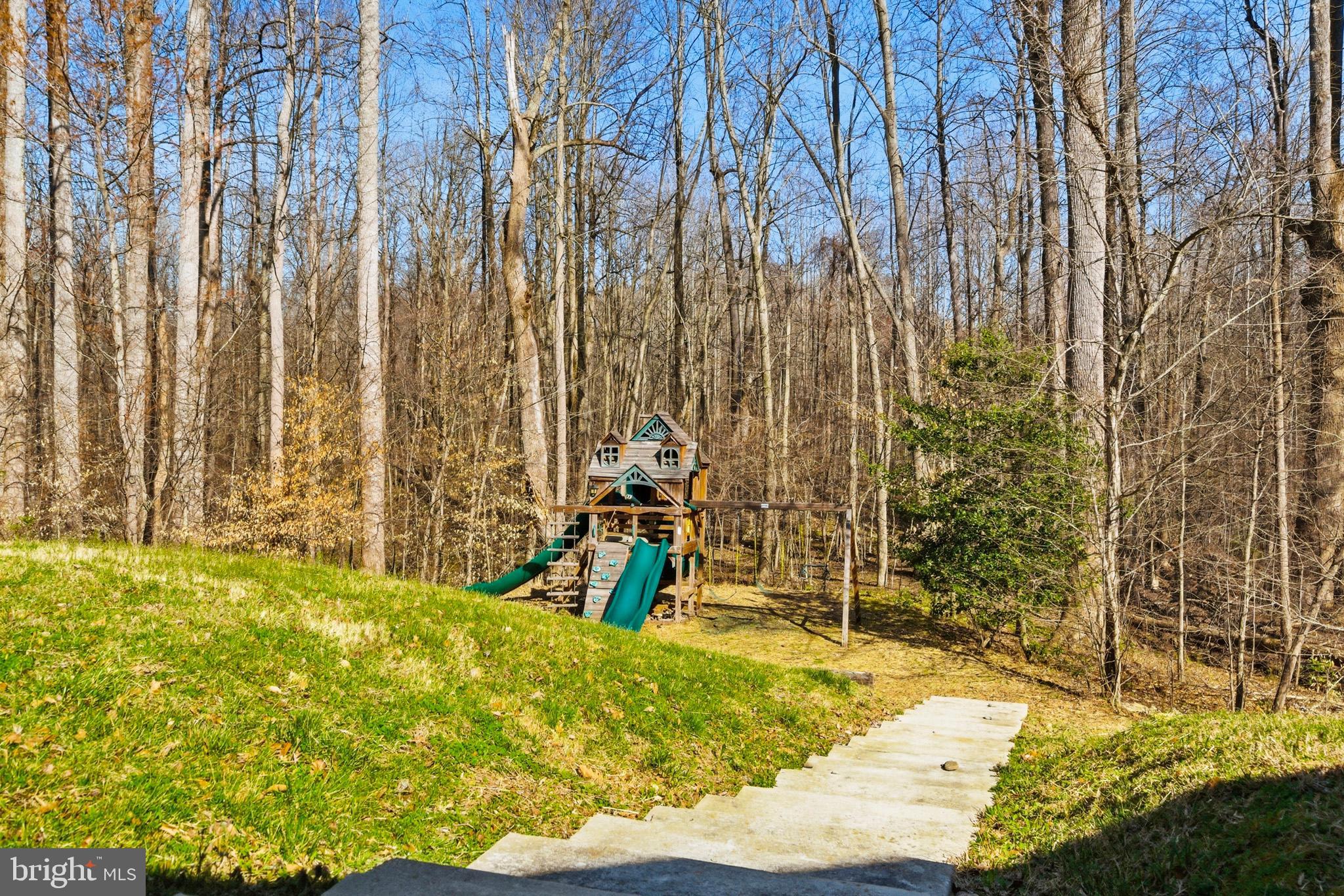 ASPEN WOODS - Residential