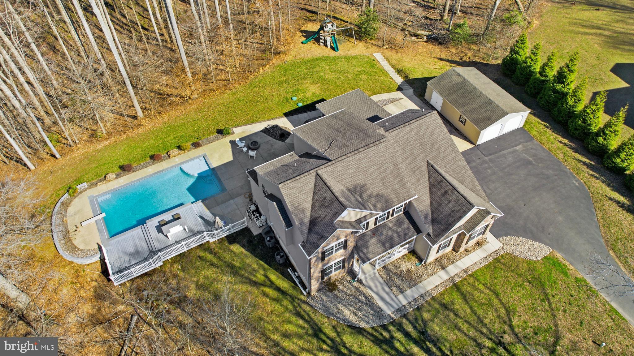 ASPEN WOODS - Residential