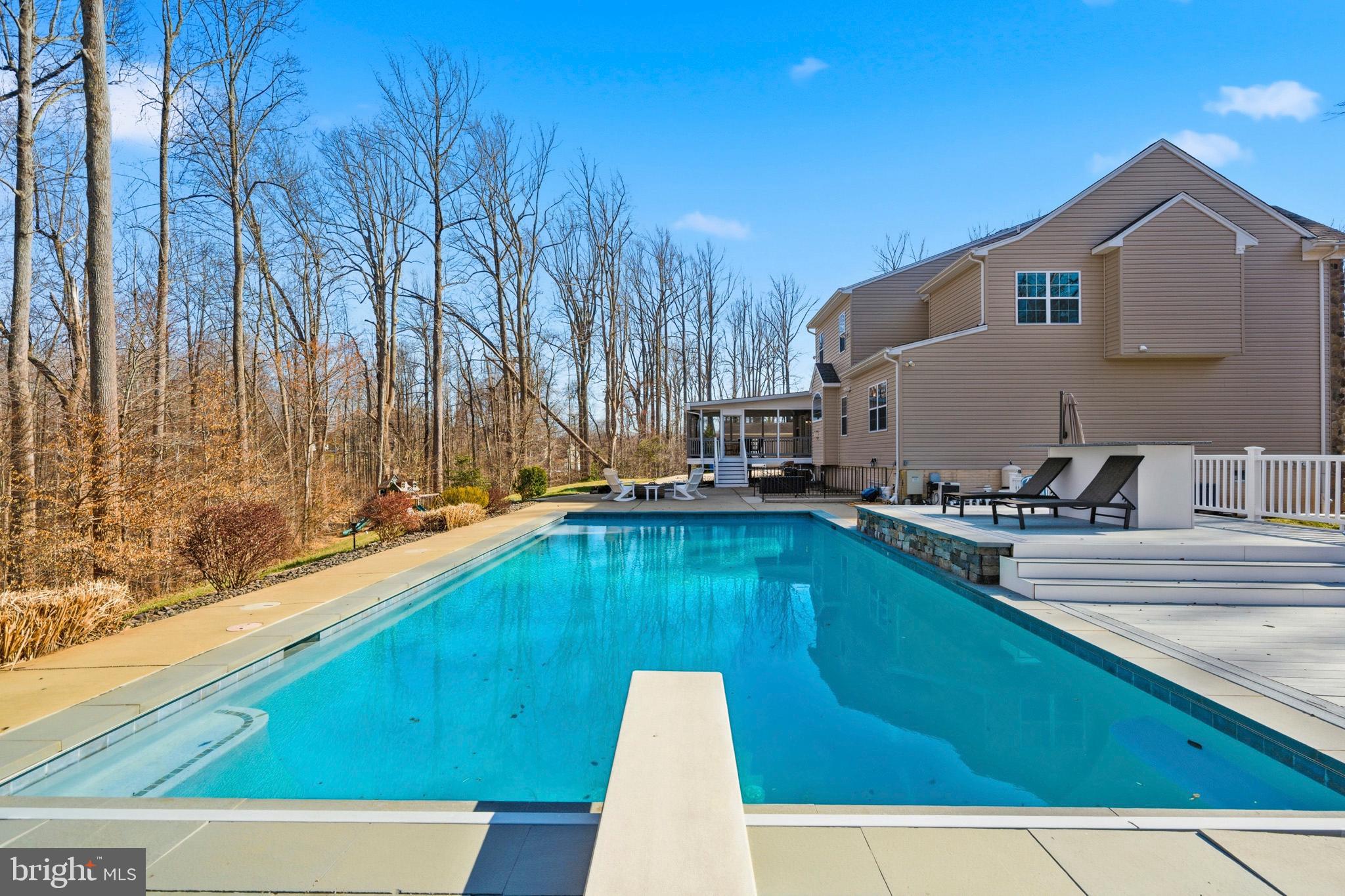 ASPEN WOODS - Residential