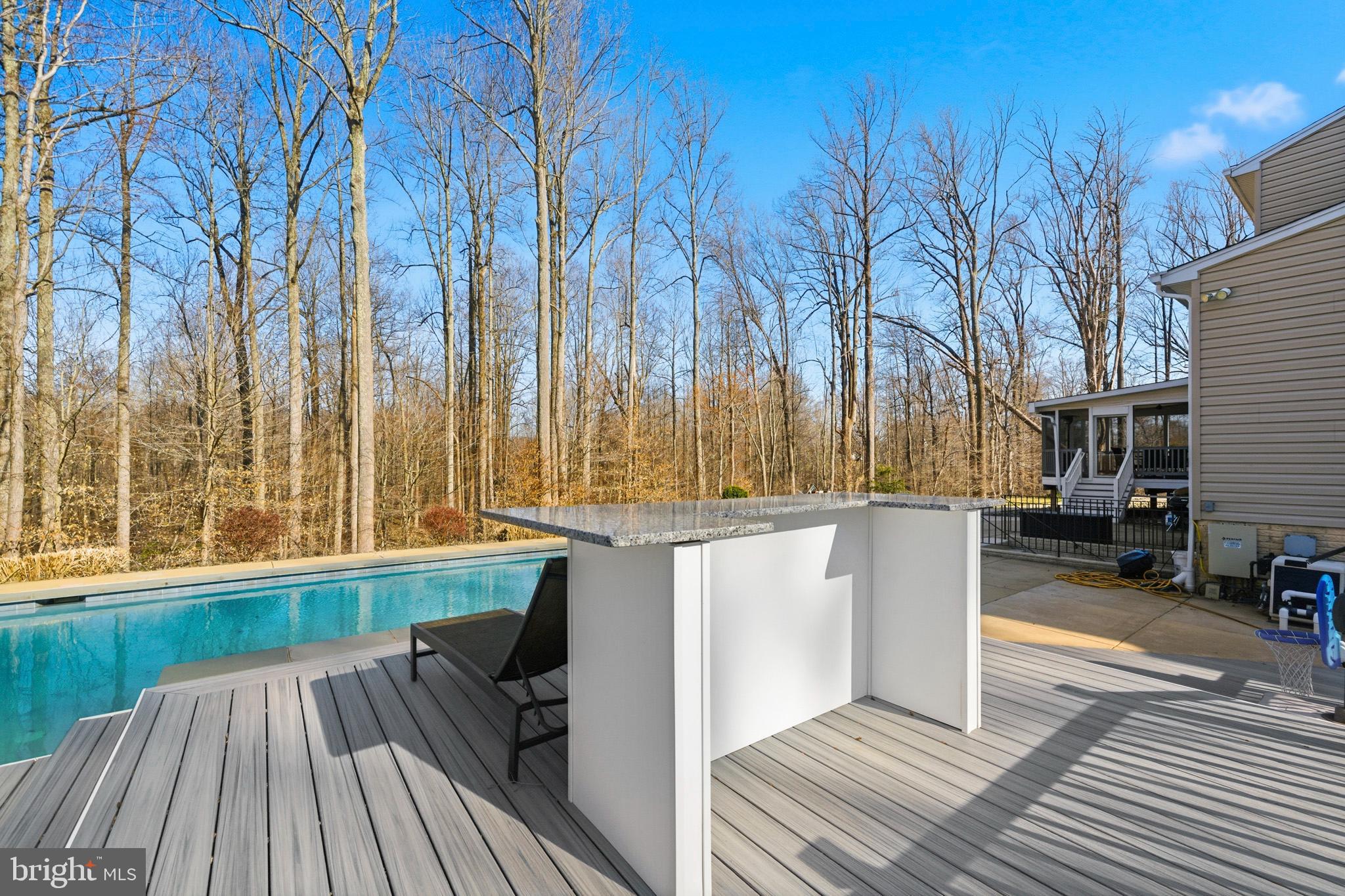 ASPEN WOODS - Residential