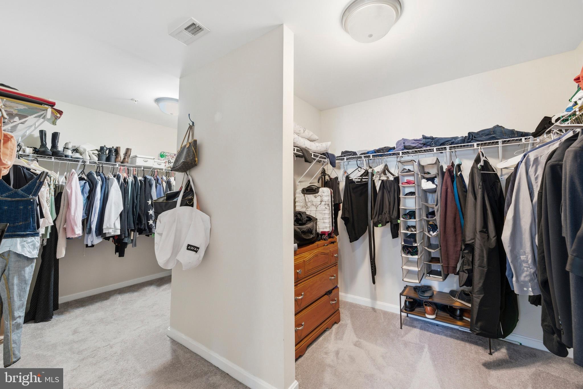 ASPEN WOODS - Residential