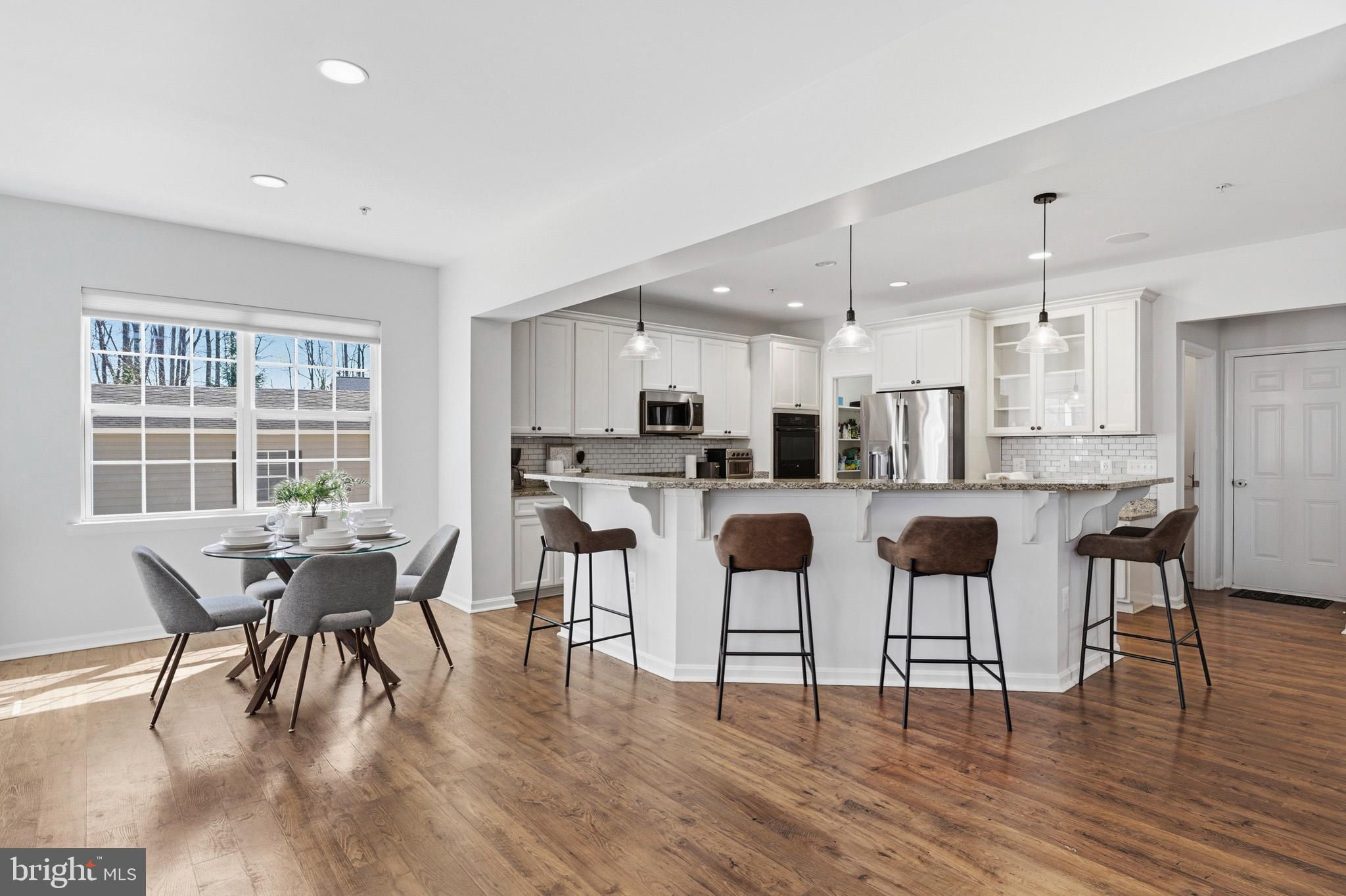 ASPEN WOODS - Residential