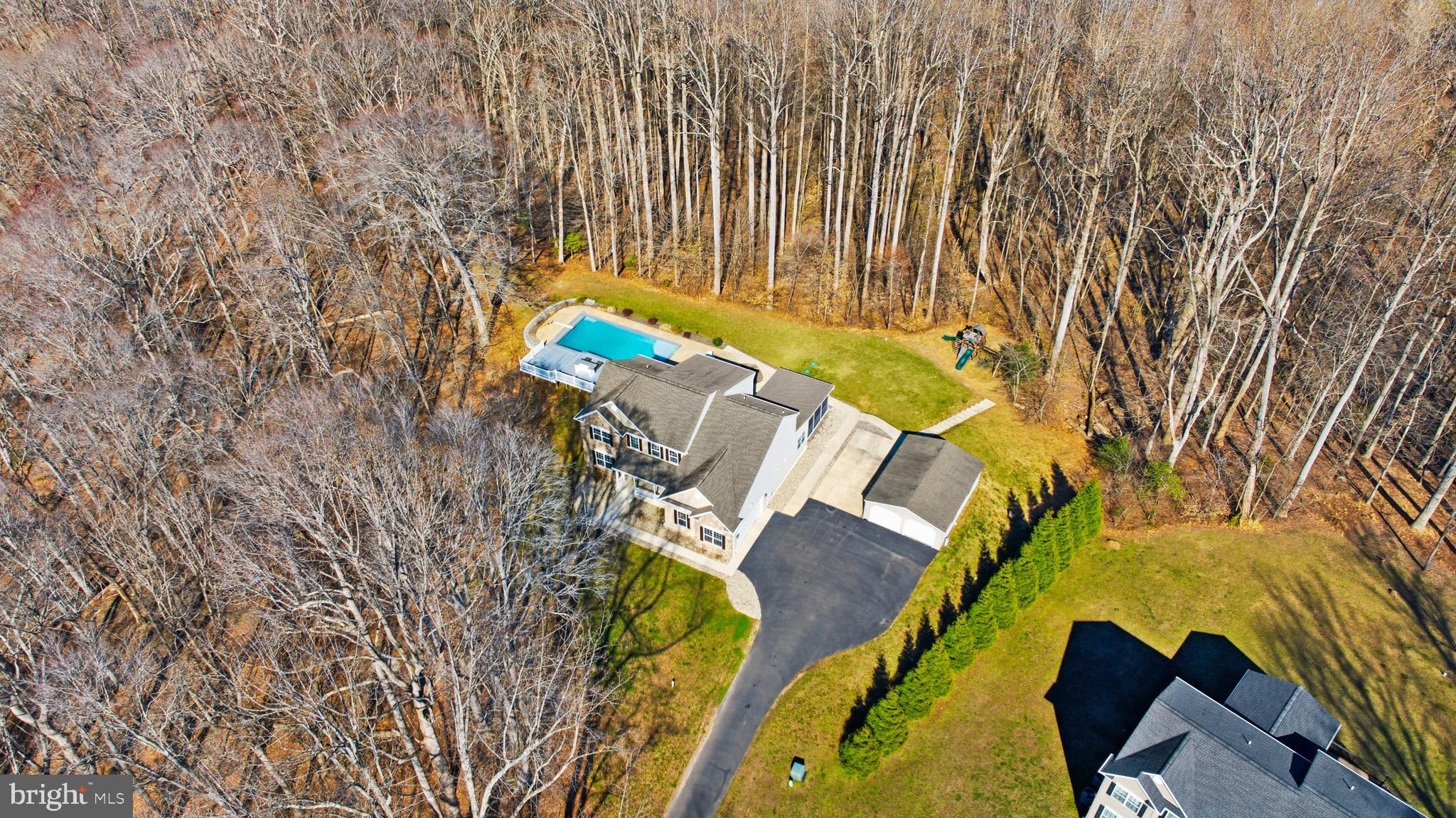 ASPEN WOODS - Residential