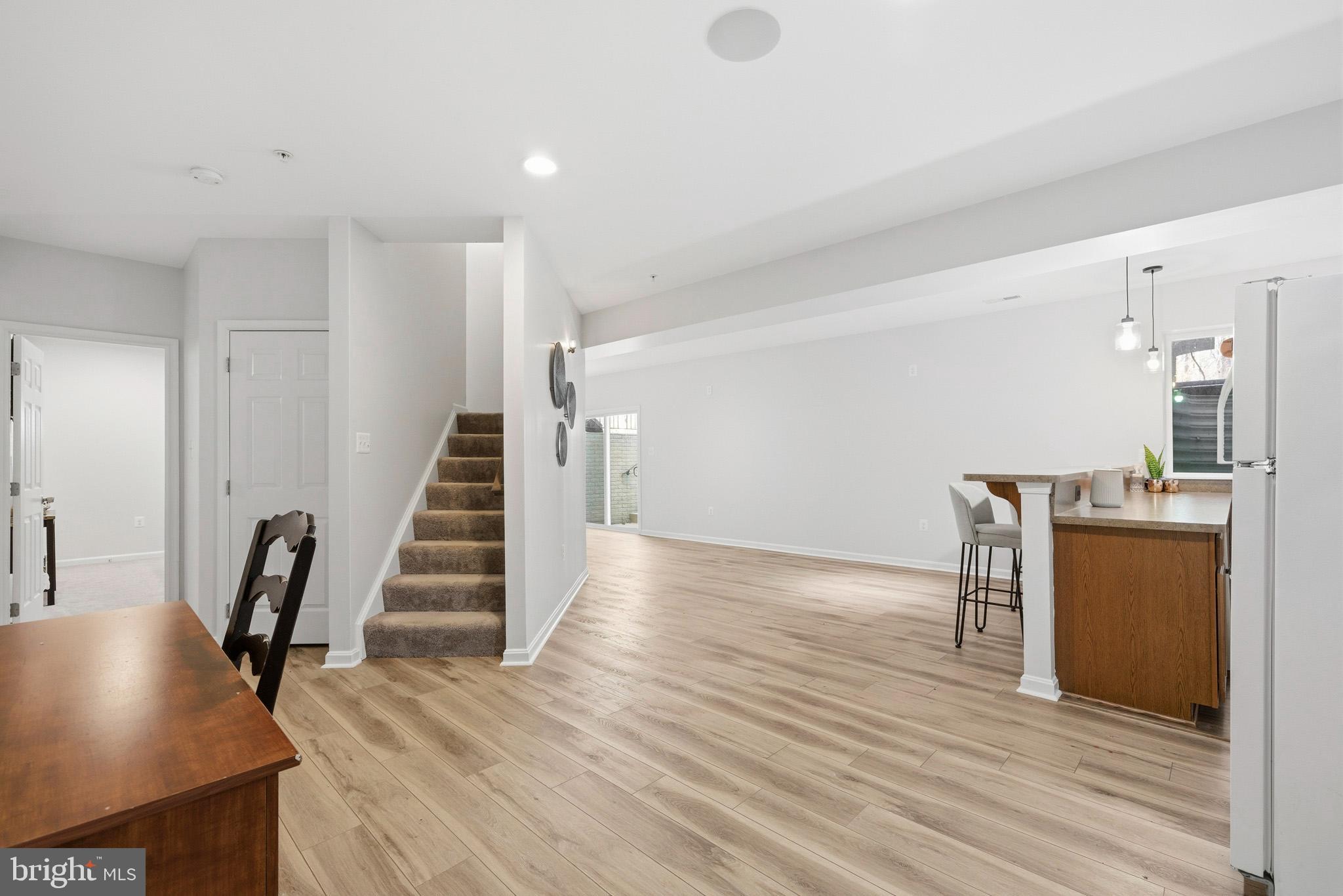 ASPEN WOODS - Residential