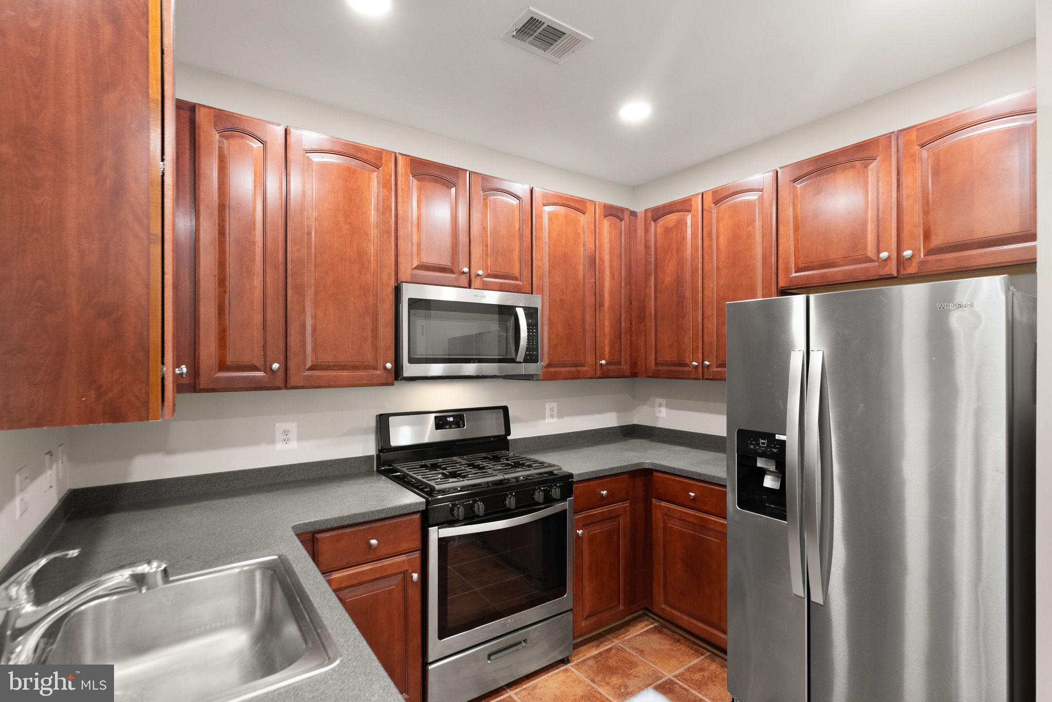 MARKET STREET AT TOWN CENTER - Residential Lease