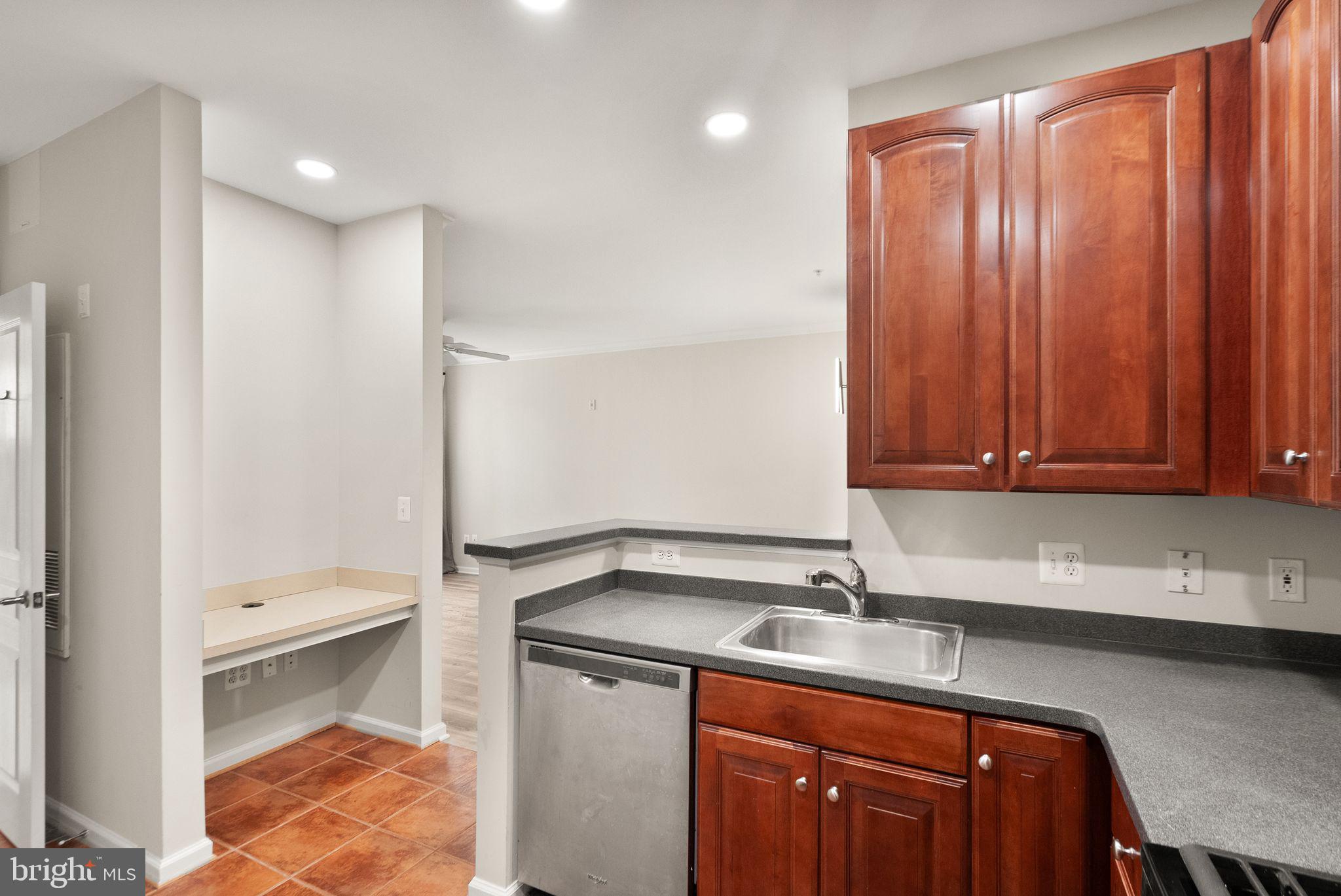 MARKET STREET AT TOWN CENTER - Residential Lease