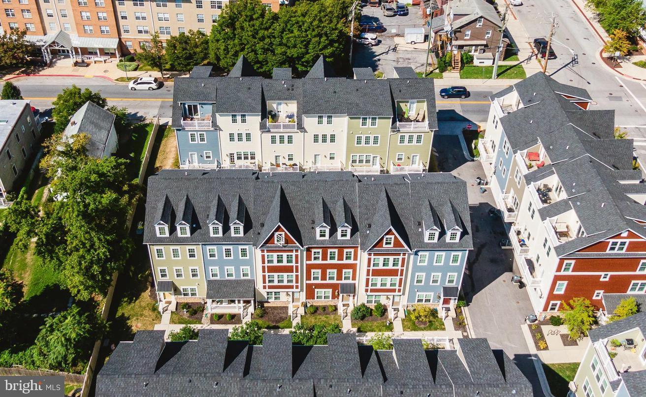 TOWSON MANOR VILLAGE - Residential