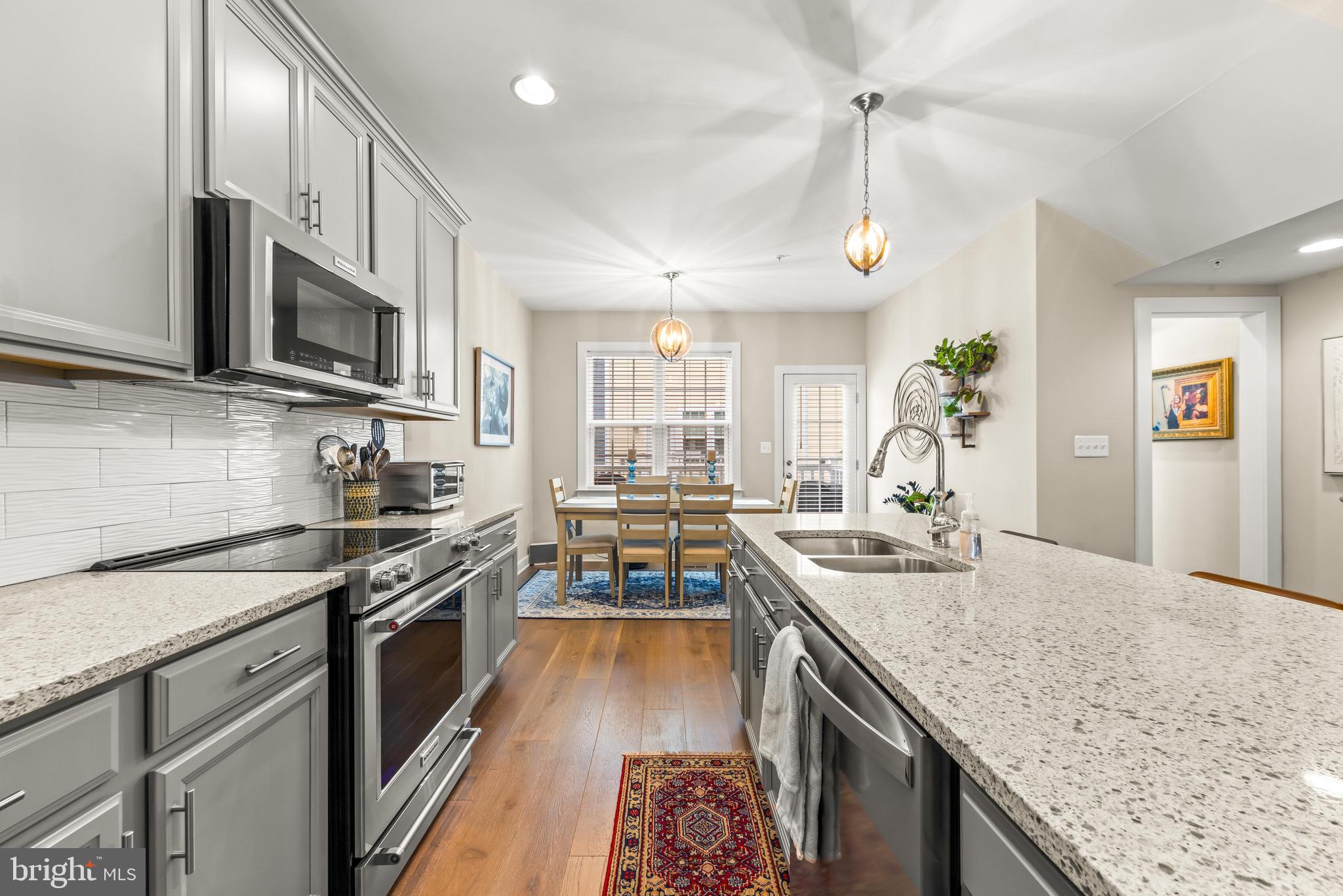 TOWSON MANOR VILLAGE - Residential