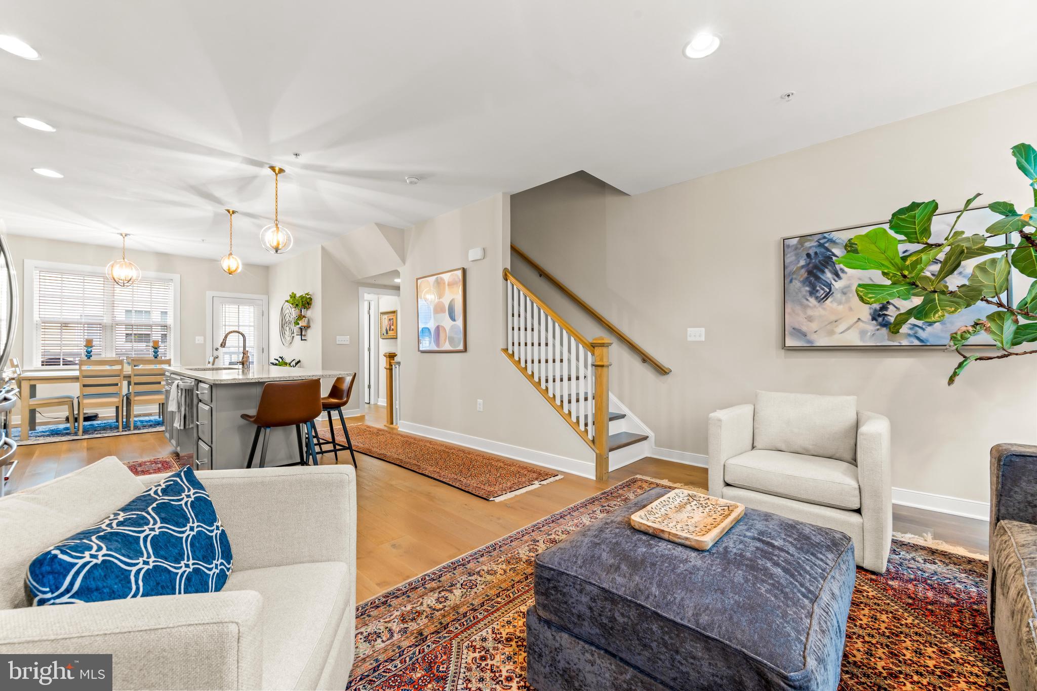 TOWSON MANOR VILLAGE - Residential