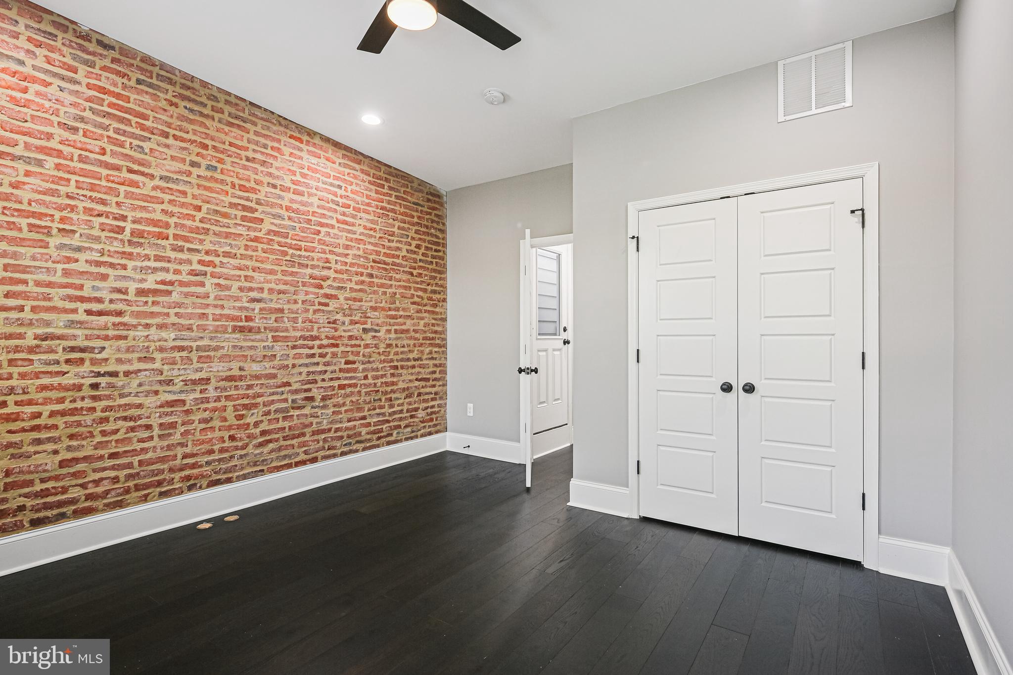BREWERS HILL - Residential
