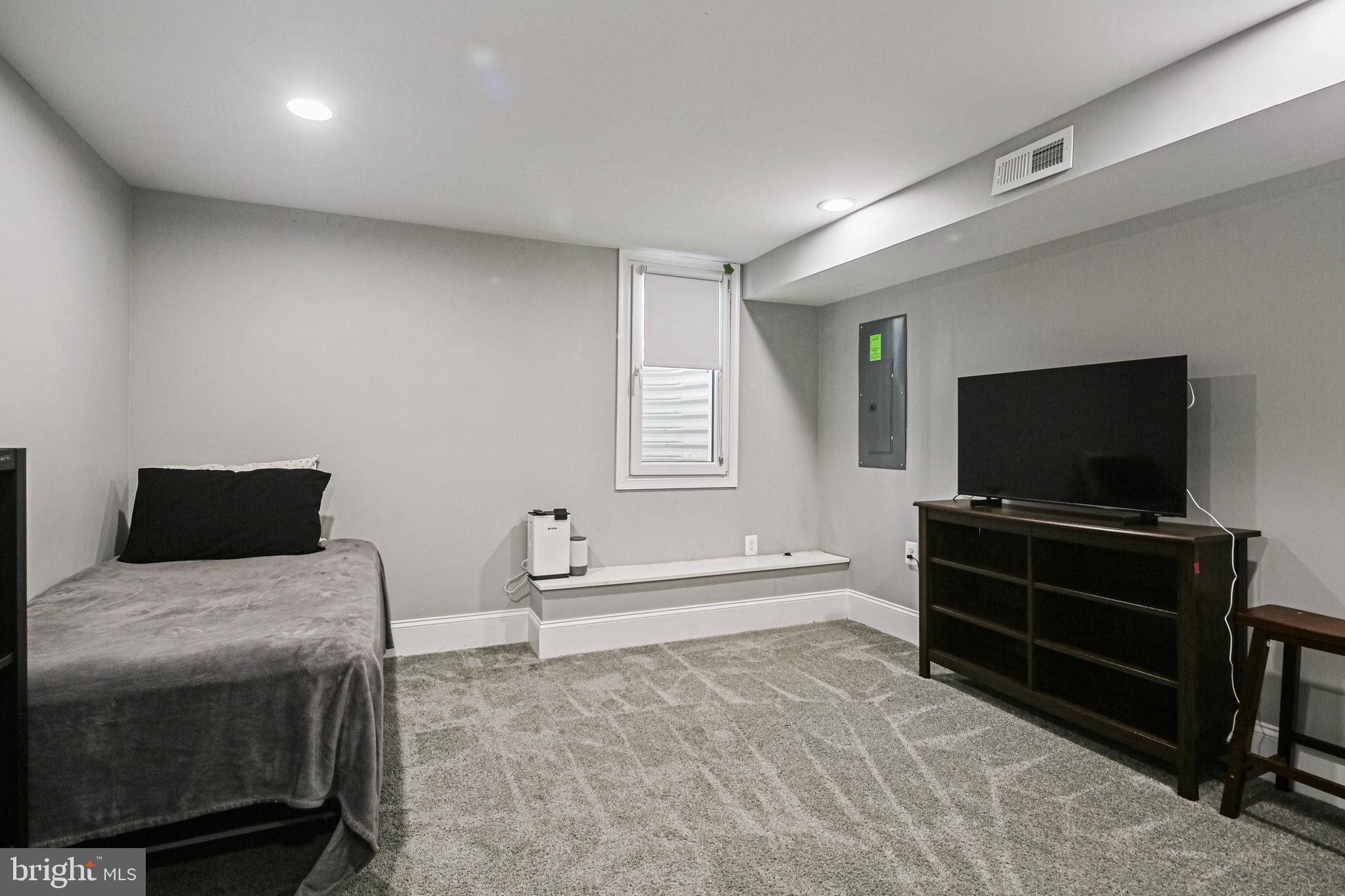 BREWERS HILL - Residential