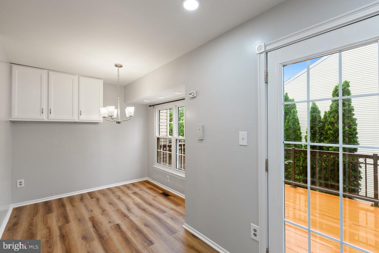 711 IVY LEAGUE LANE 22-130