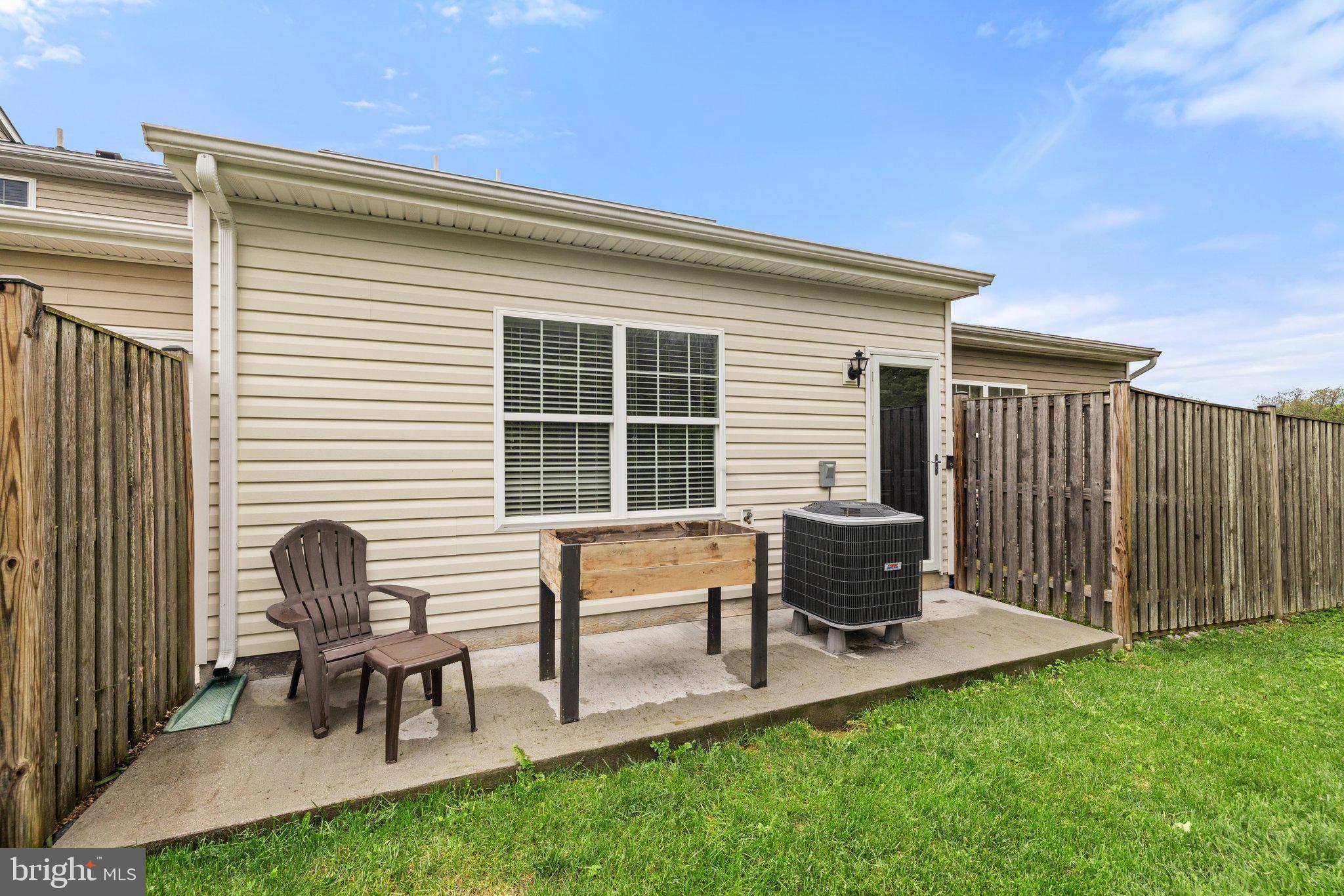 INWOOD VILLAGE - Residential