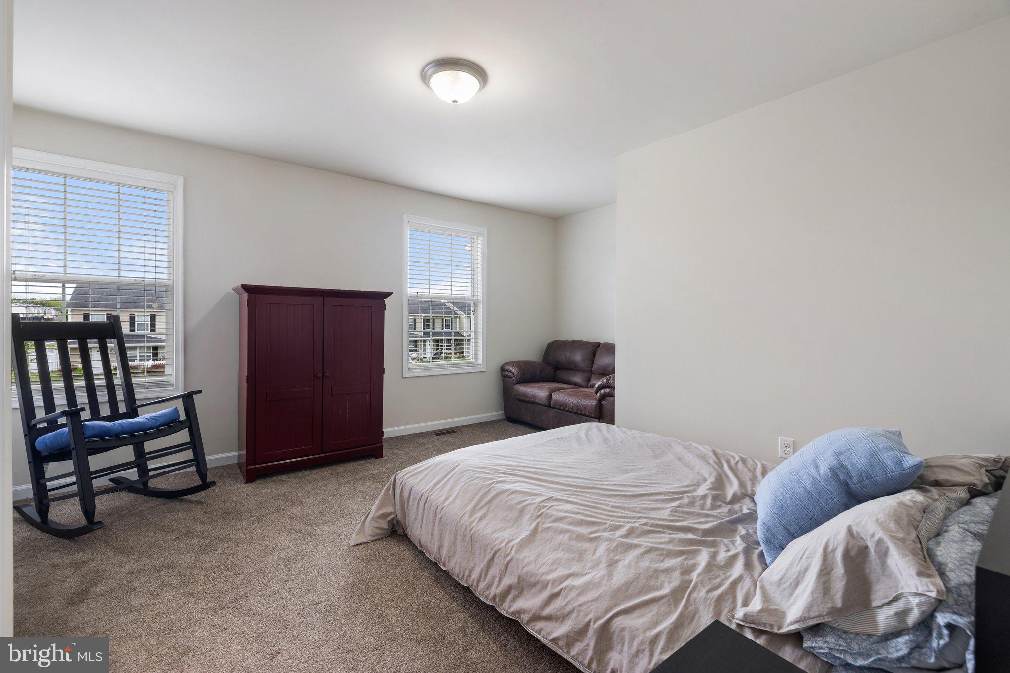 INWOOD VILLAGE - Residential