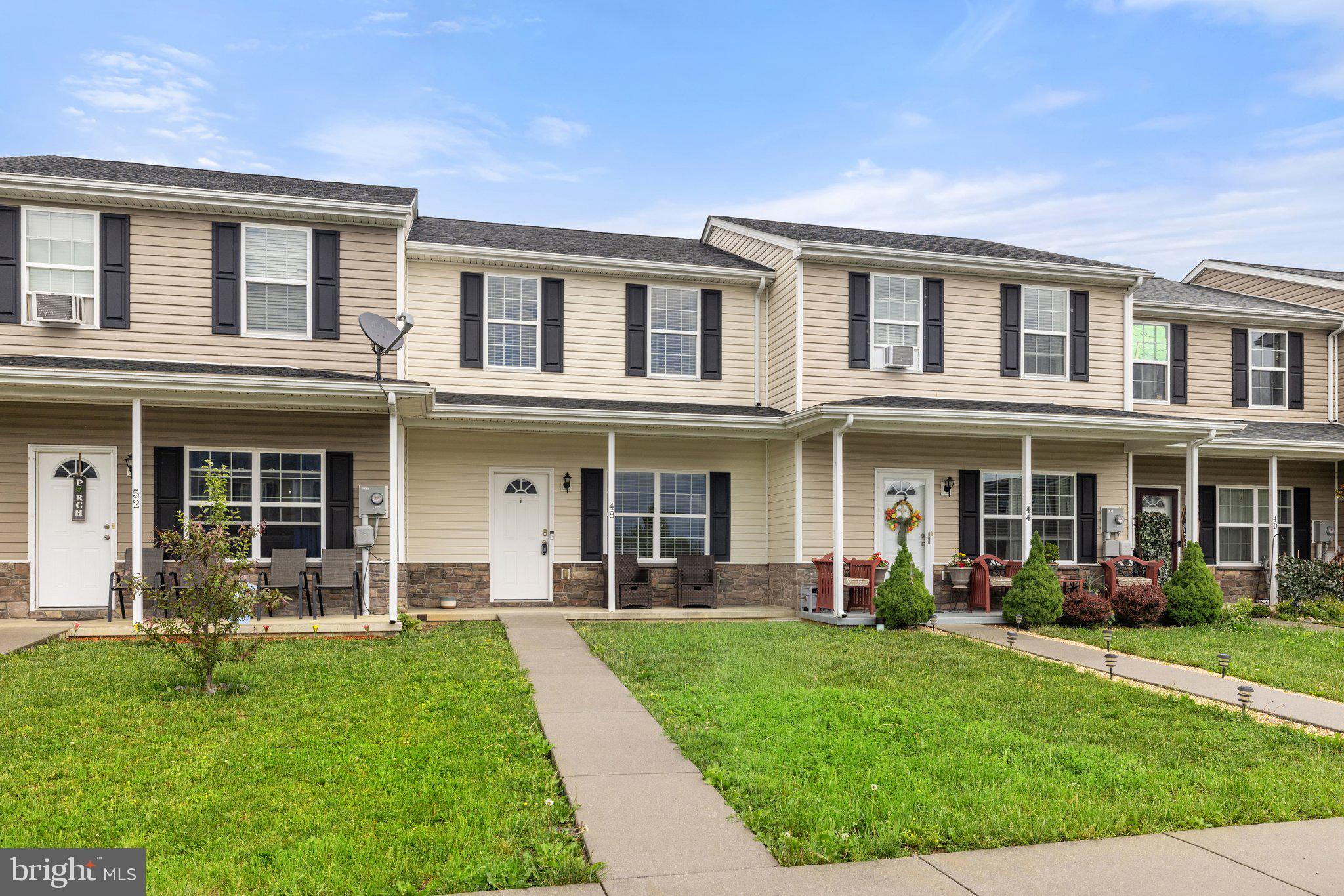 INWOOD VILLAGE - Residential