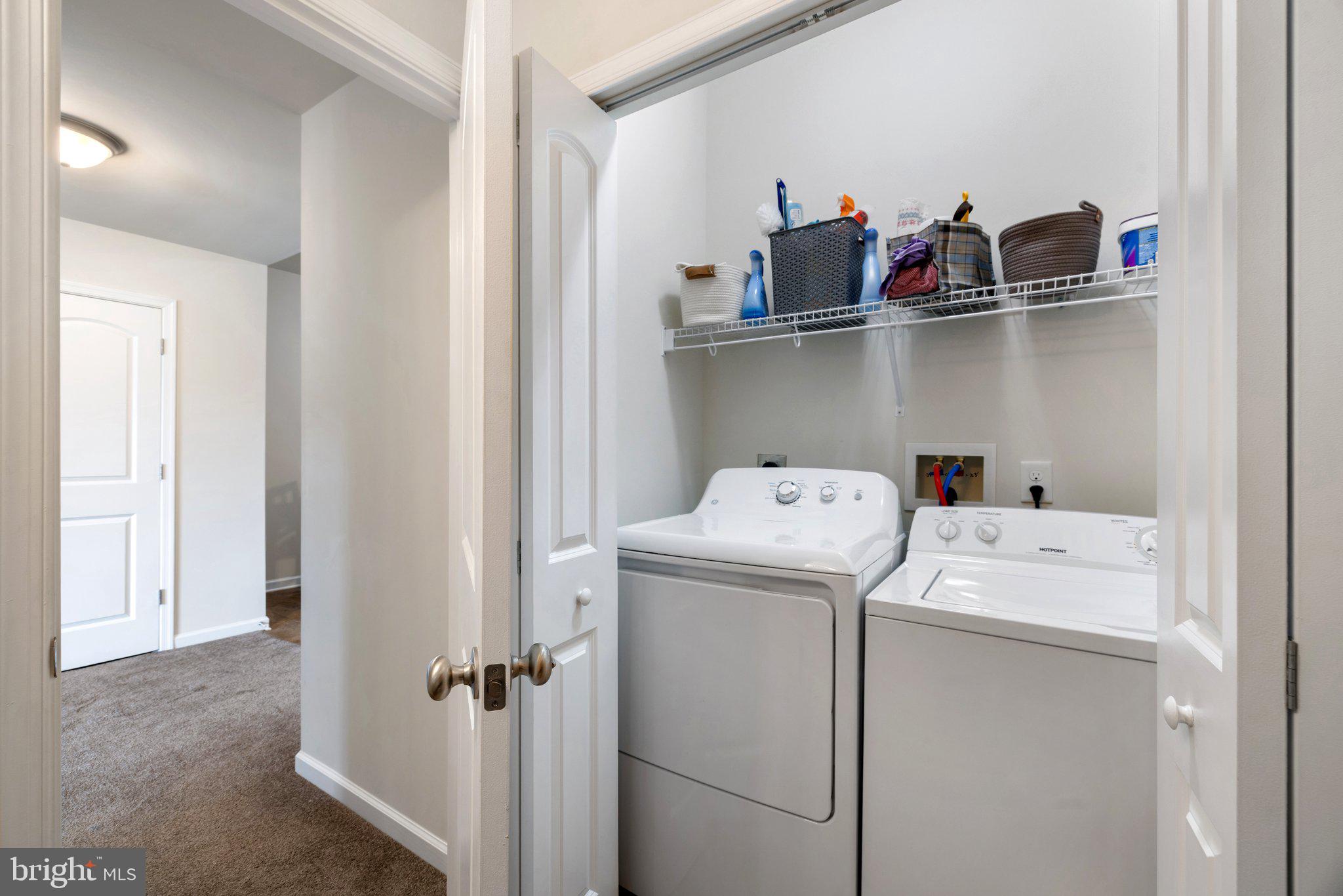 INWOOD VILLAGE - Residential