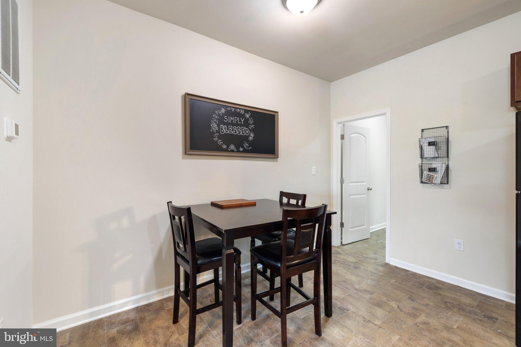 INWOOD VILLAGE - Residential