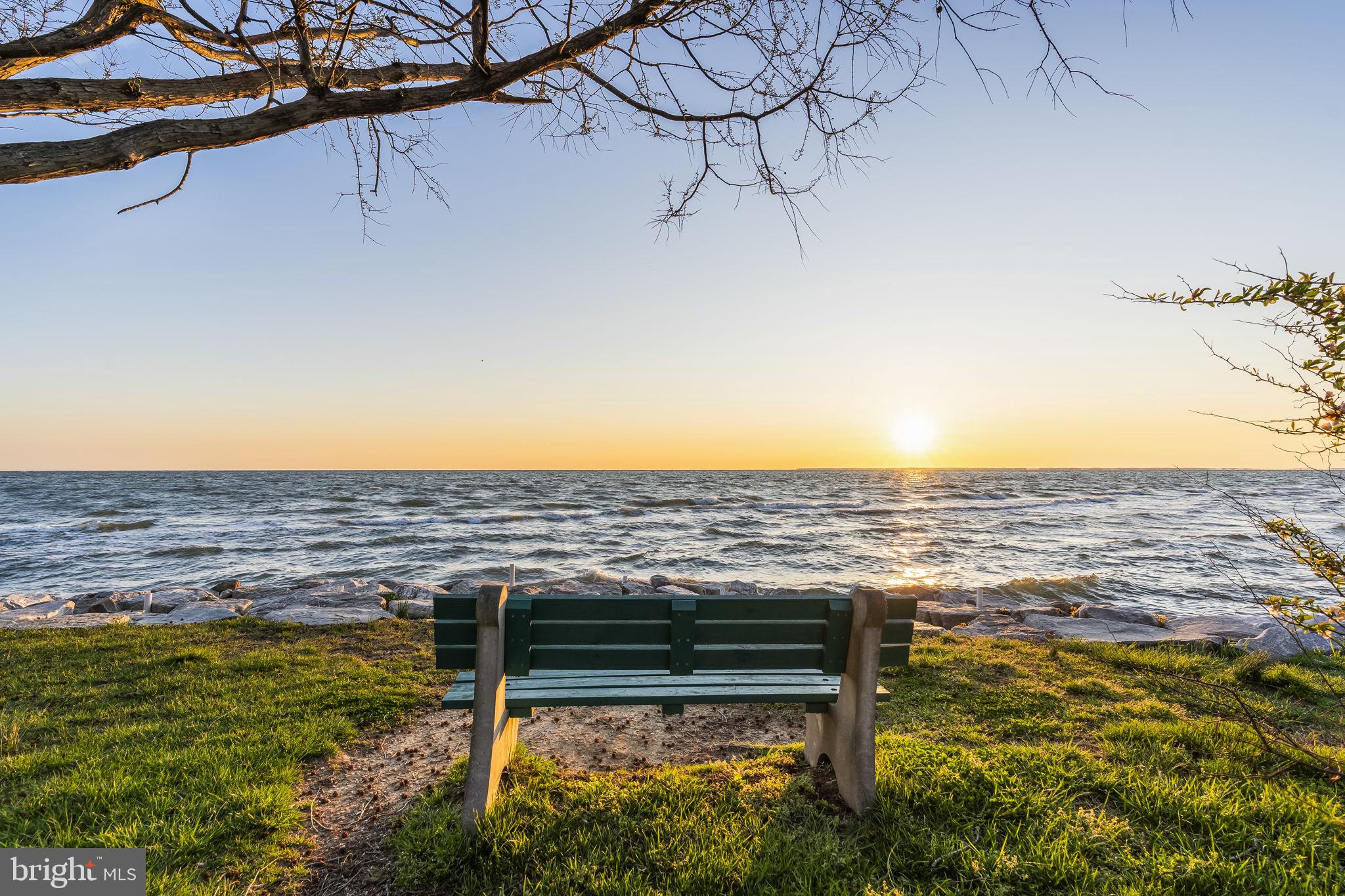 LONG BEACH - Residential