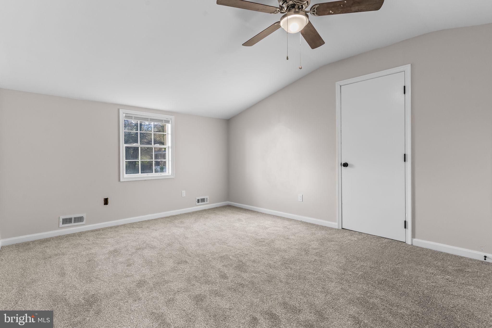 LONG BEACH - Residential