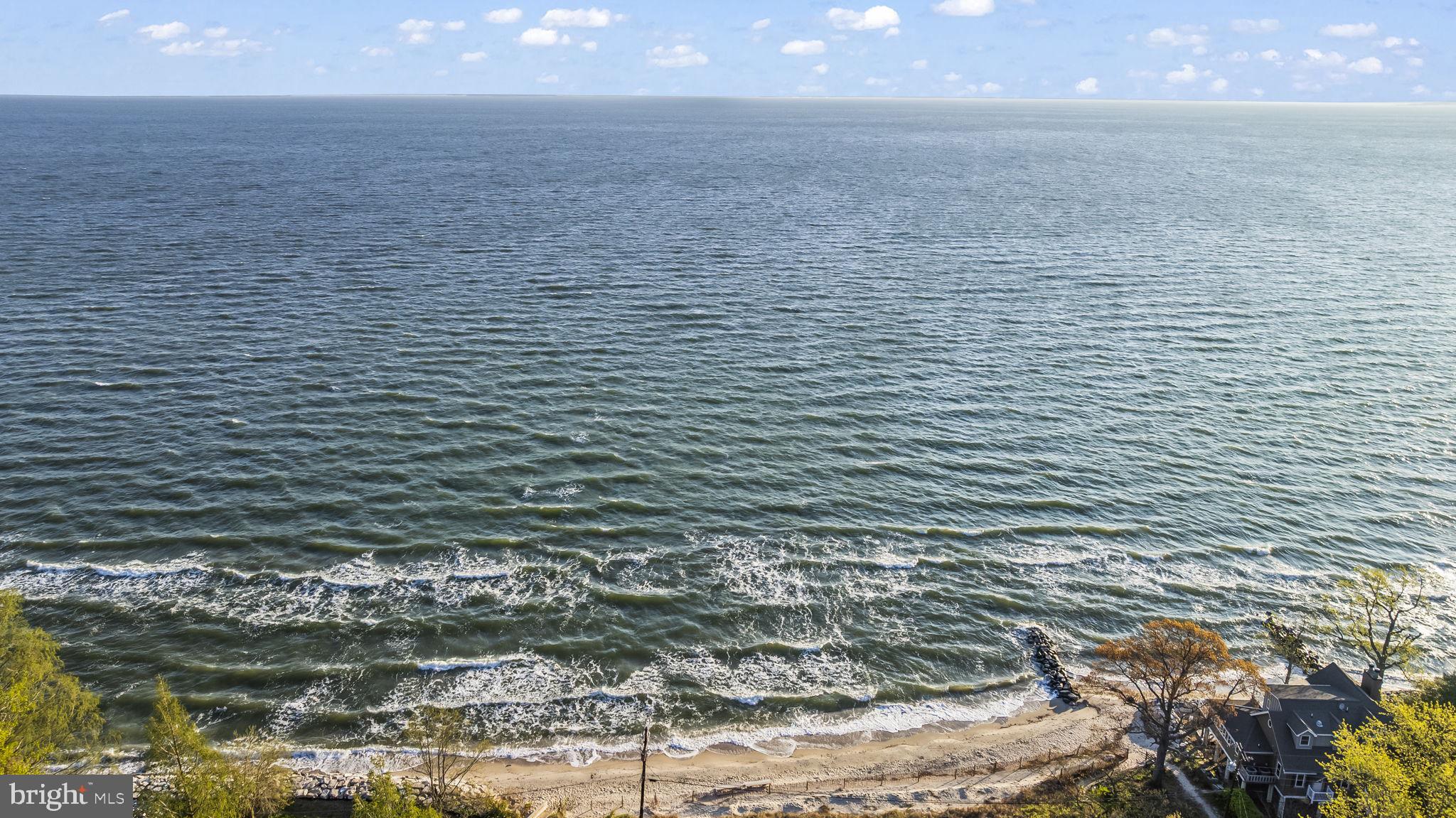 LONG BEACH - Residential