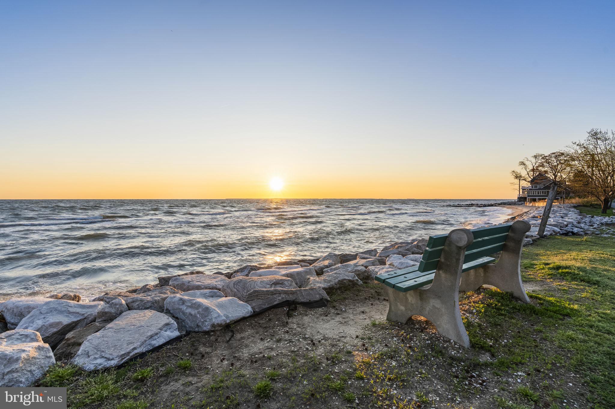 LONG BEACH - Residential