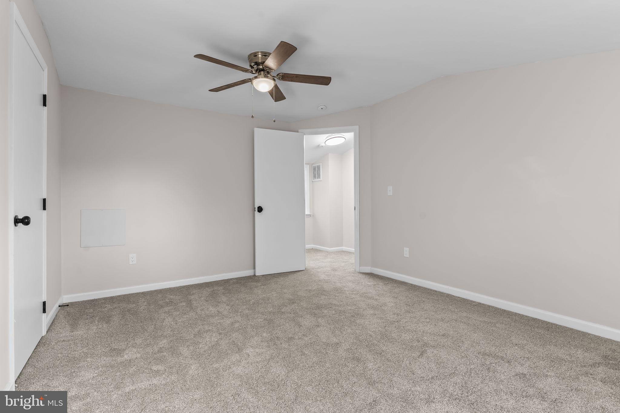 LONG BEACH - Residential