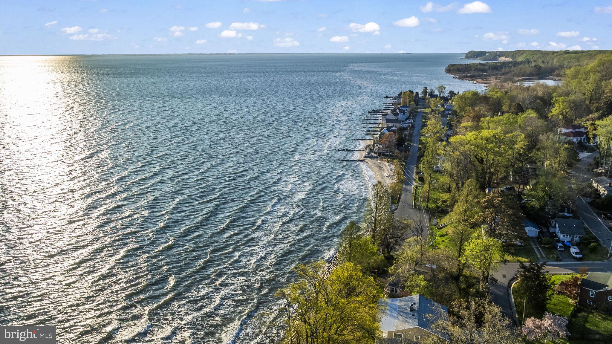 LONG BEACH - Residential