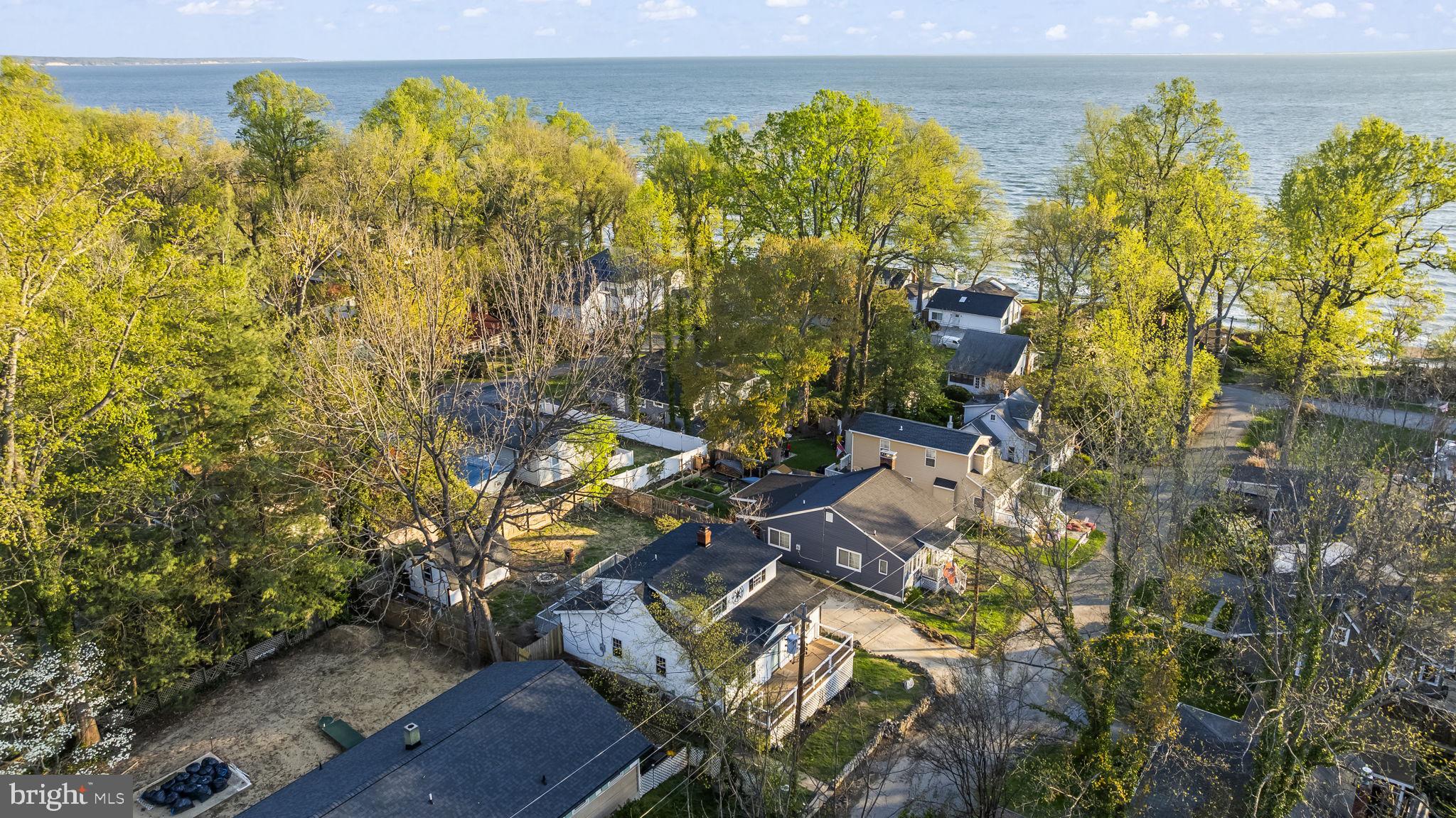 LONG BEACH - Residential