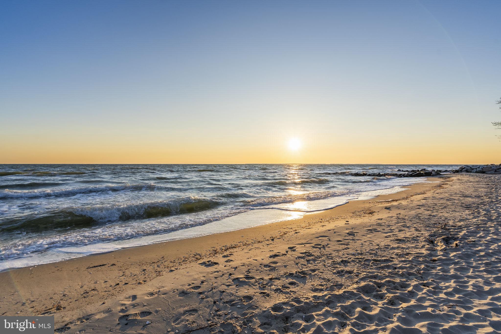 LONG BEACH - Residential