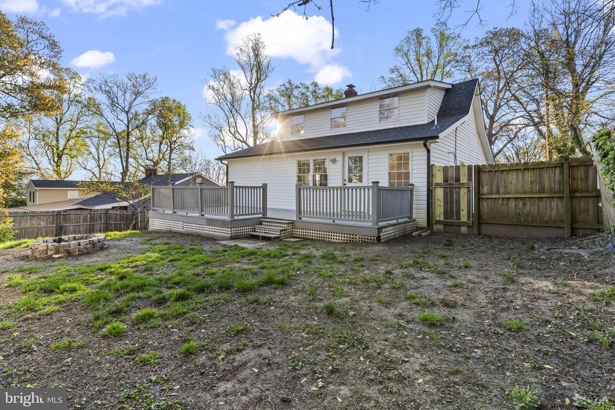 LONG BEACH - Residential