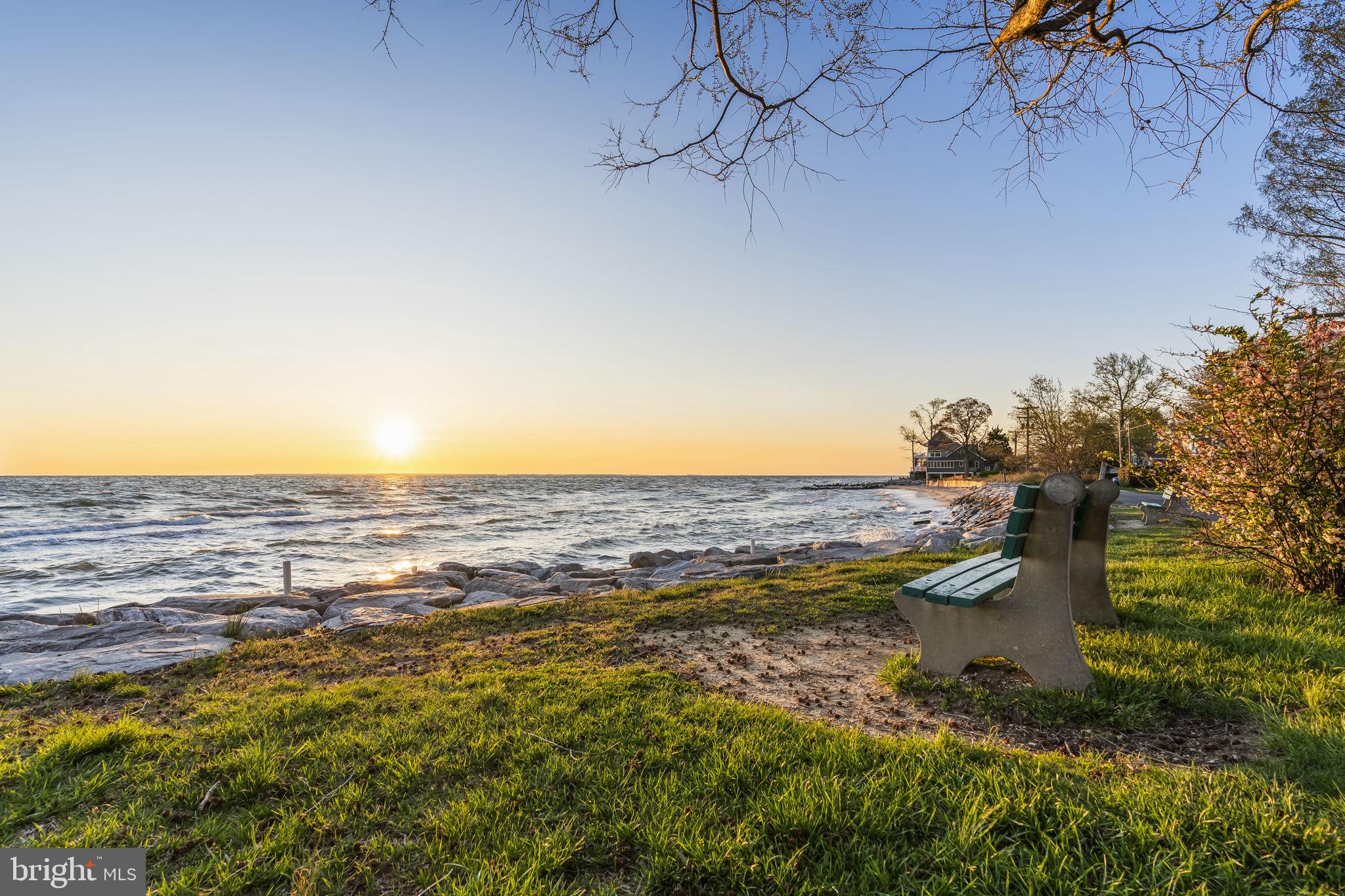 LONG BEACH - Residential