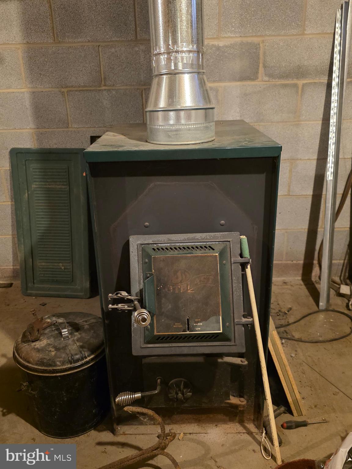 SLEEPY CREEK MOUNTAIN RETREAT - Residential