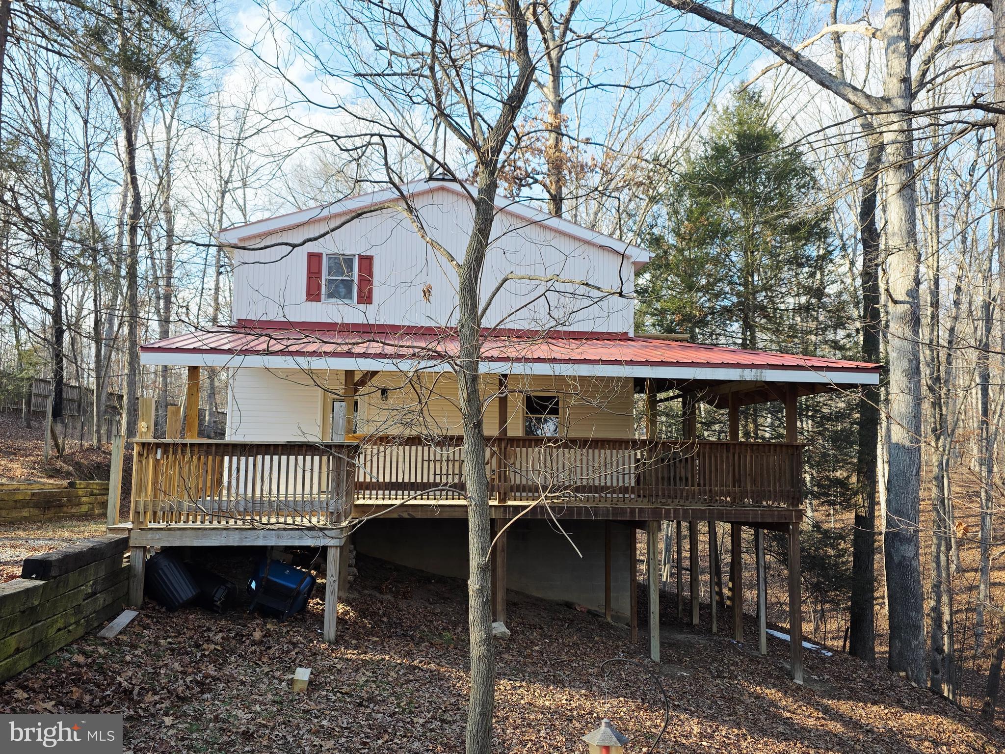 SLEEPY CREEK MOUNTAIN RETREAT - Residential