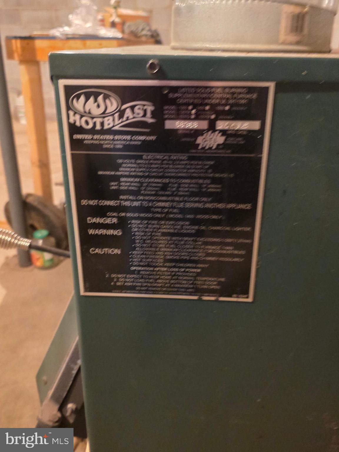 SLEEPY CREEK MOUNTAIN RETREAT - Residential