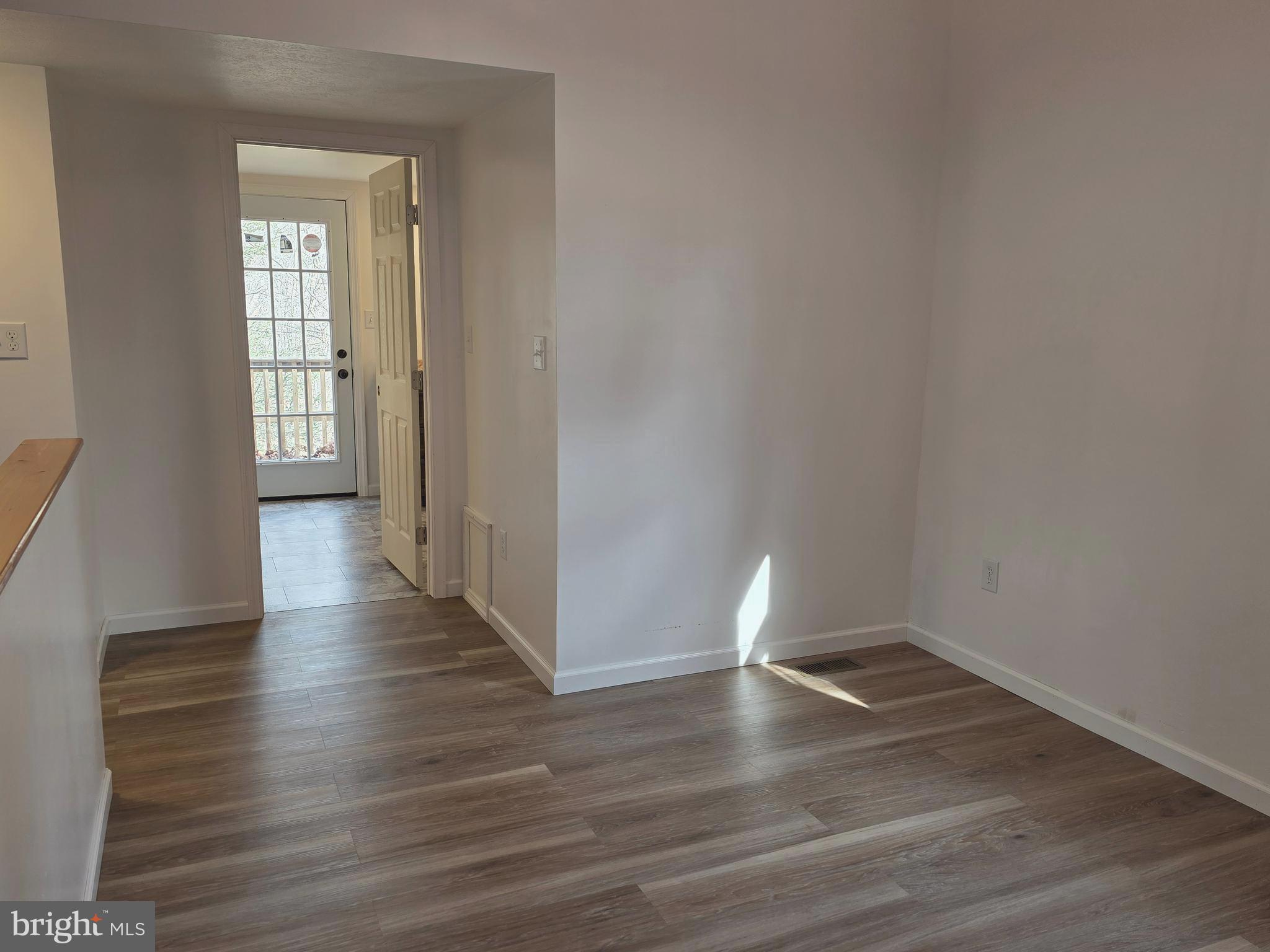 SLEEPY CREEK MOUNTAIN RETREAT - Residential