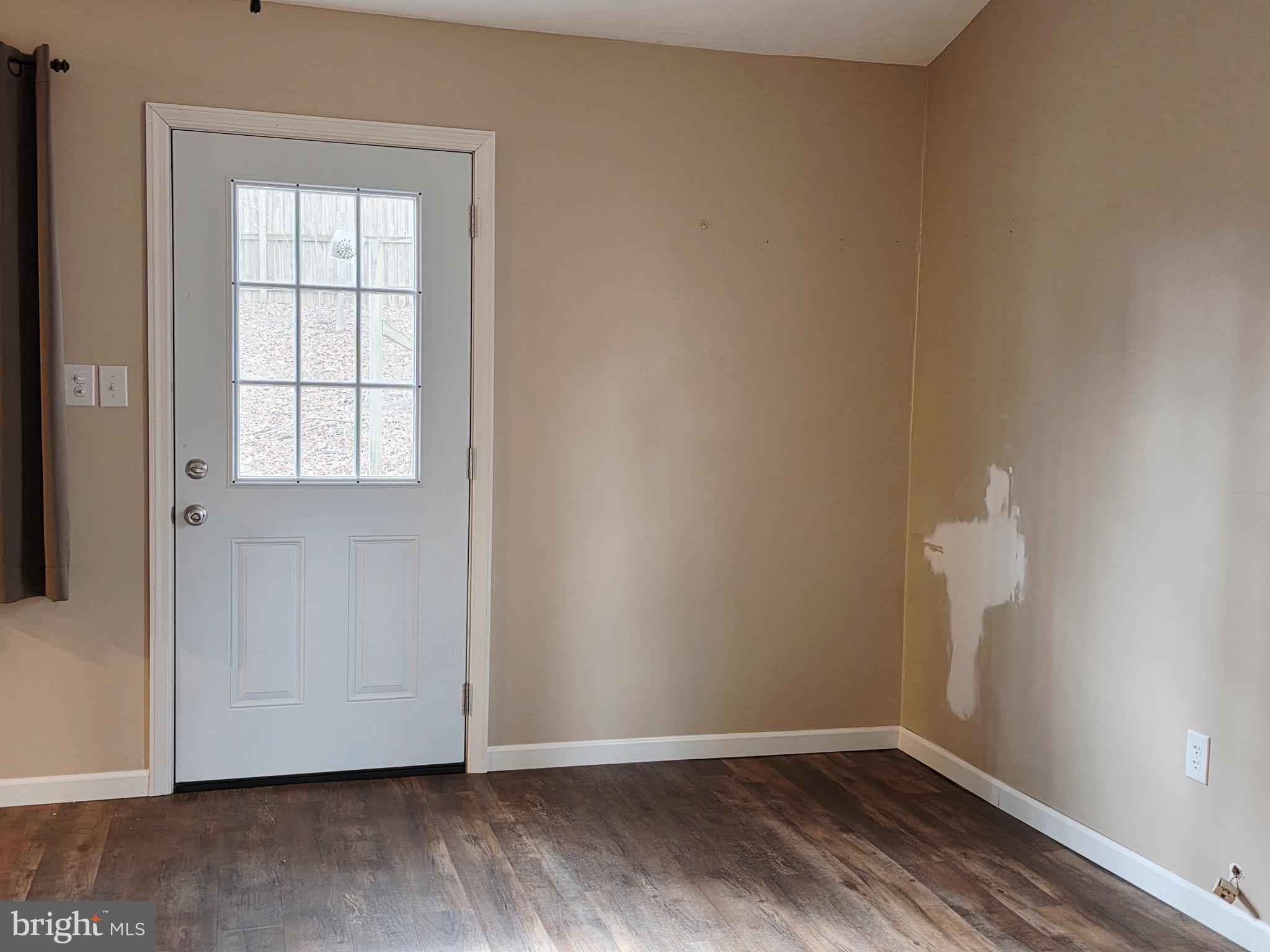 SLEEPY CREEK MOUNTAIN RETREAT - Residential