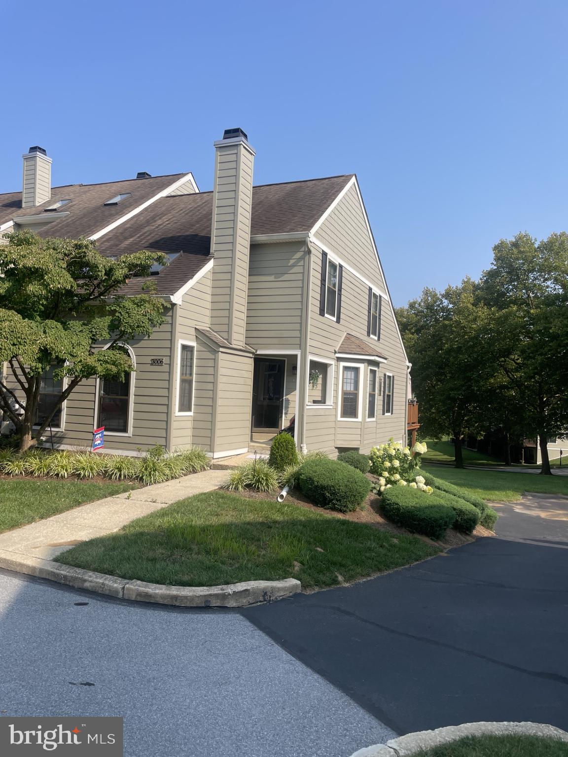 Welcome home to this rarely available 3-bedroom, 2 full bath end-unit townhome in the sought-after Willistown Knoll community, located within the award-winning Great Valley School District. This home offers an incredible amount of space and is available end of September.
Please note: Kitchen, 2 bathrooms and flooring is currently under construction. Work to be completed end of September
Located on a cul de sac, this end-unit provides plenty of windows and an abundance of natural light and sunshine. Enjoy optimal indoor comfort with central heat, central air, and a full finished basement! Entertain with ease in the open kitchen, complete with breakfast nook. The living and dining areas flow seamlessly with a first level main bedroom. The rear deck provides plenty of room for morning coffee or evening dinner. Upstairs, there are 2 bedrooms, lots of closets, and a jack and jill bathroom. Laundry is conveniently located on the lower level, with a washer and dryer included. Enjoy a unique community location, offering a private setting backing to nature and a low-traffic front area ideal for guest parking or children's activities. Easy to show. Owner is a licensed realtor