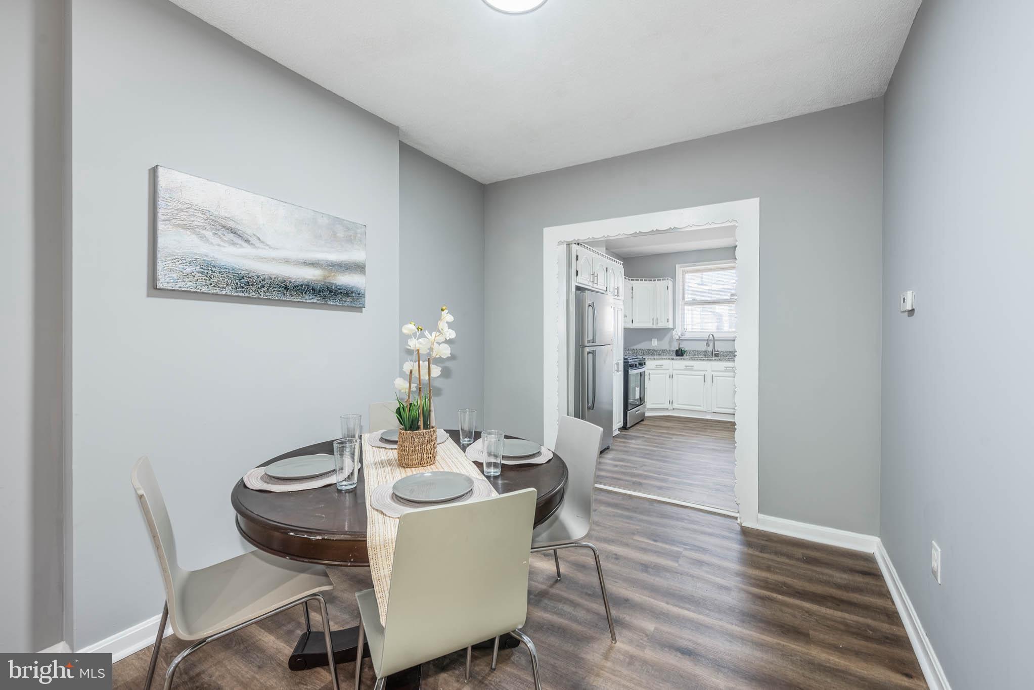 ELWOOD PARK - Residential