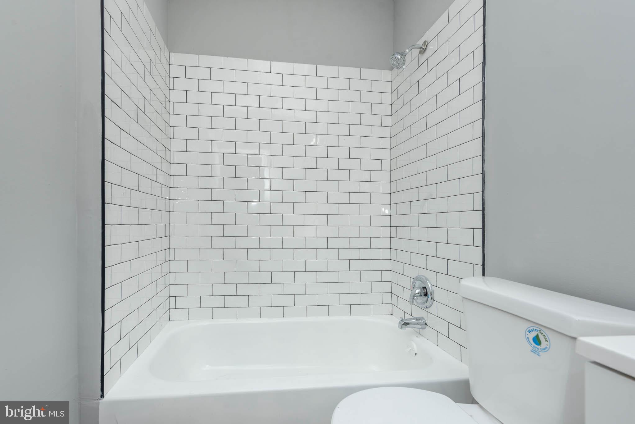 ELWOOD PARK - Residential