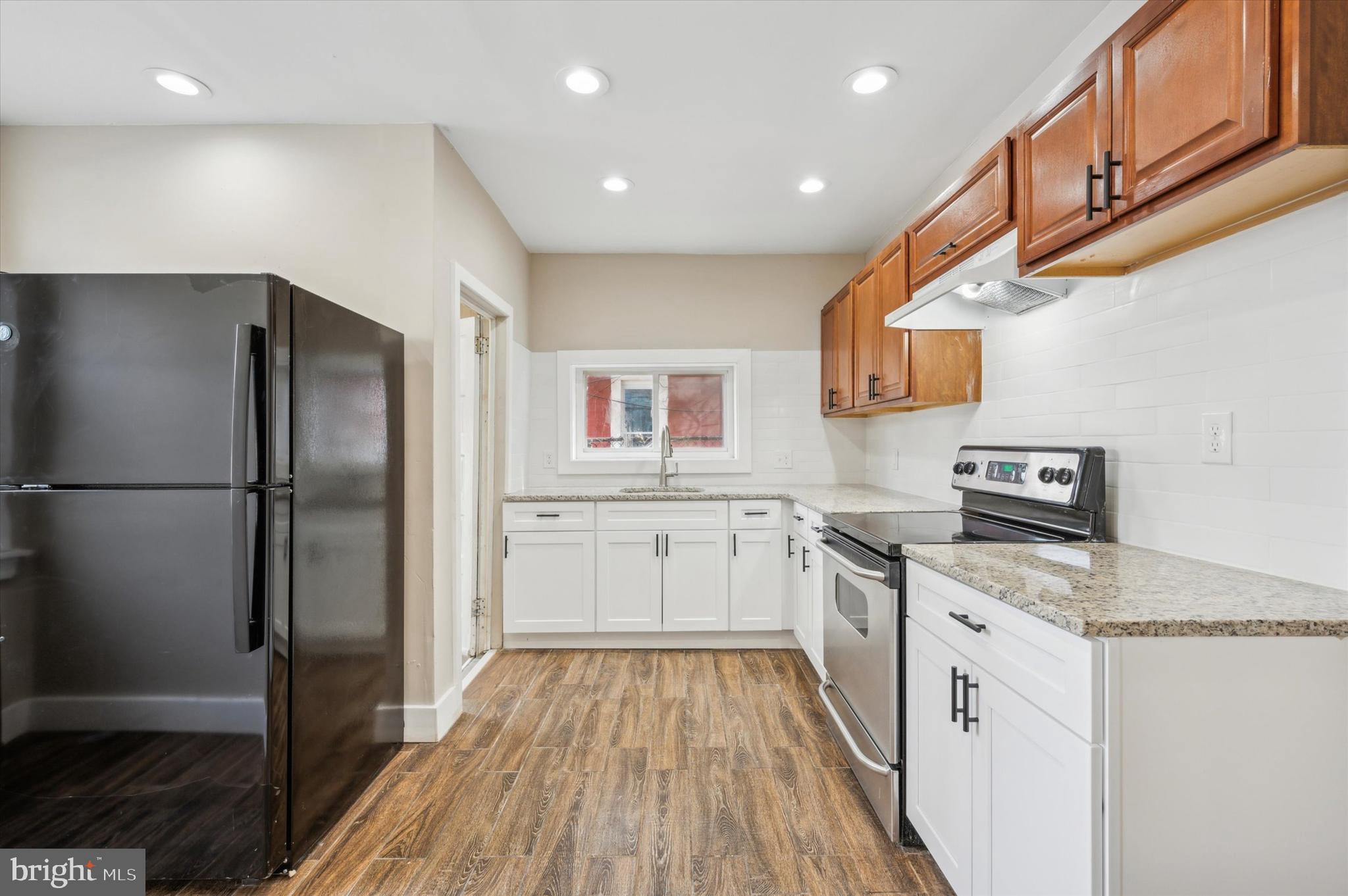 STRAWBERRY MANSION - Residential Lease