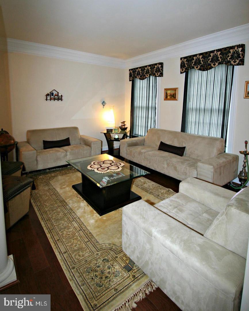 EVERGREEN VILLAGE - Residential Lease