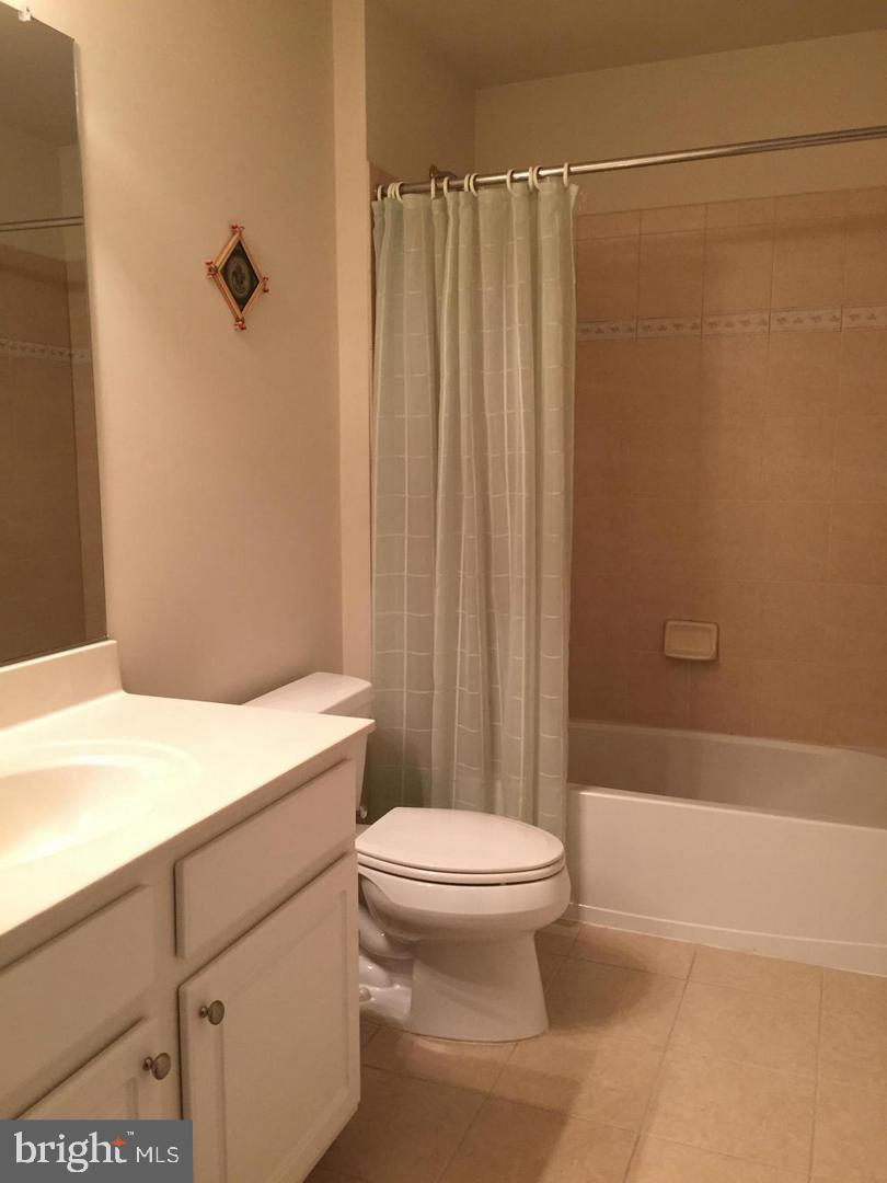 EVERGREEN VILLAGE - Residential Lease