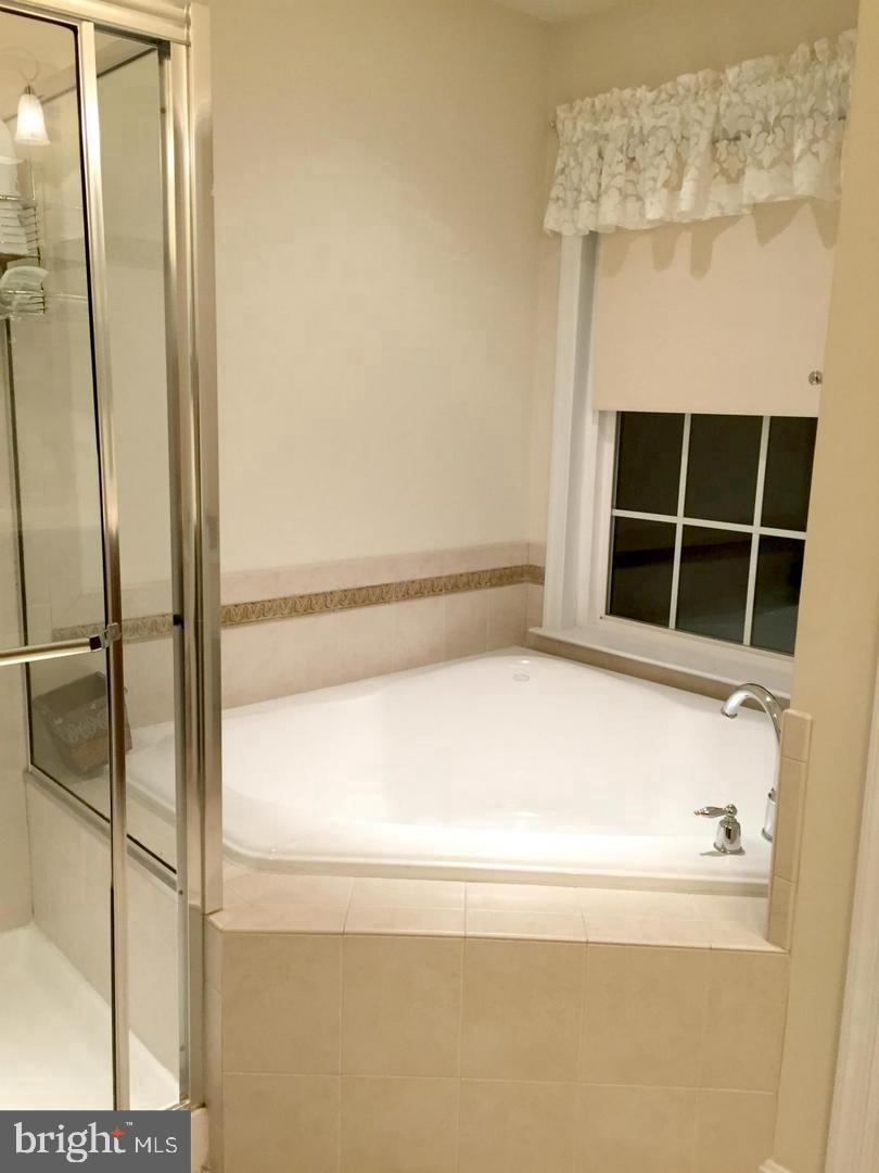 EVERGREEN VILLAGE - Residential Lease