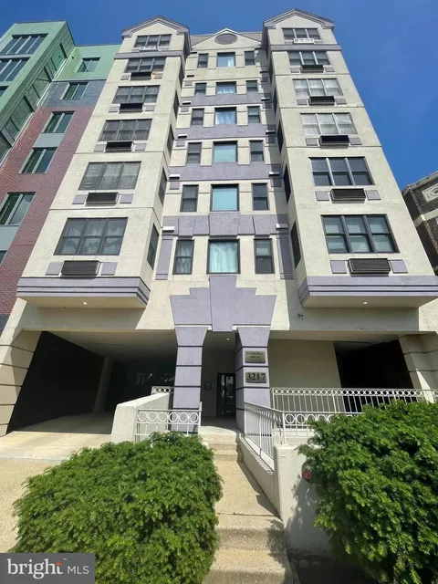 MLS: DCDC2200624