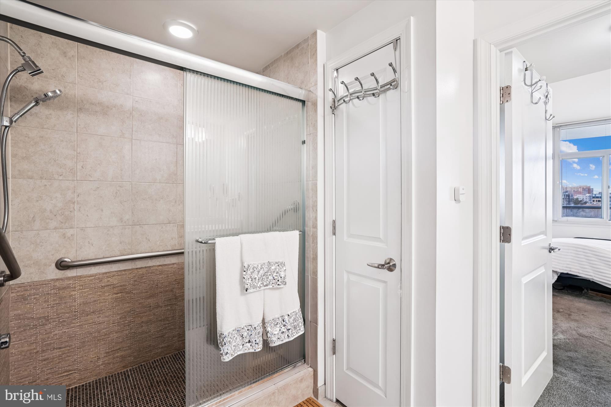 MIDTOWN BETHESDA NORTH - Residential