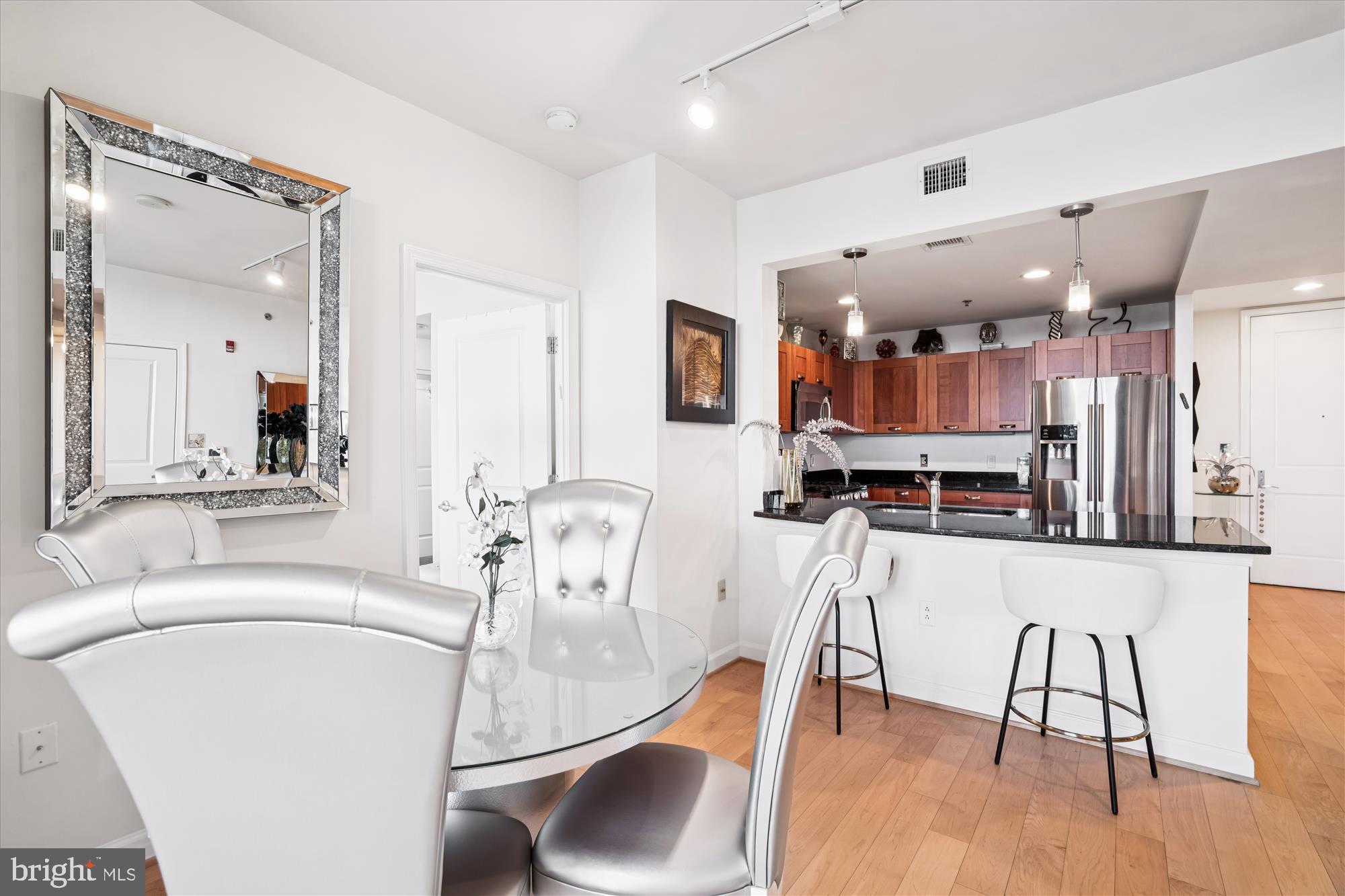 MIDTOWN BETHESDA NORTH - Residential