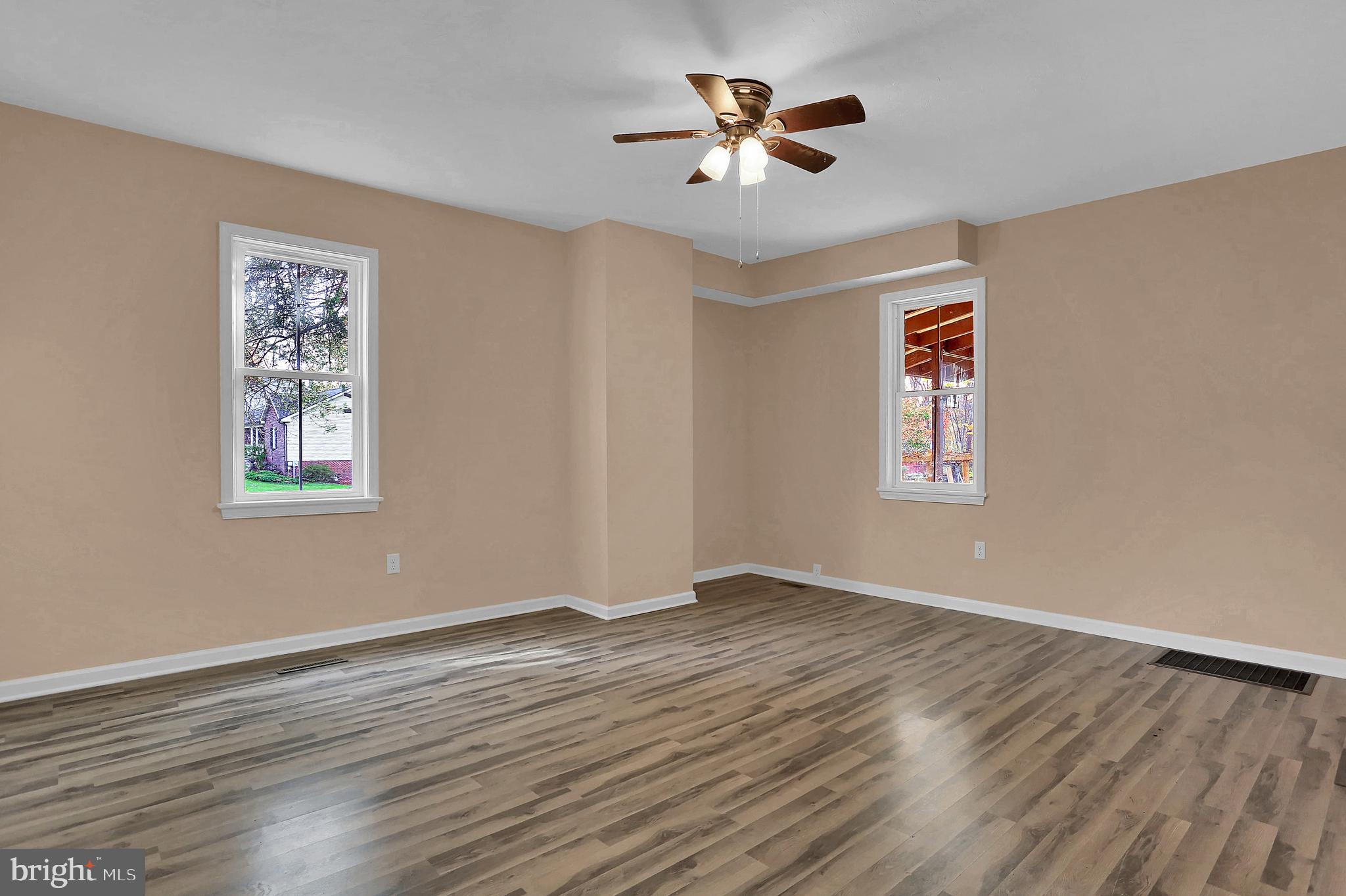 NEW OXFORD - Residential